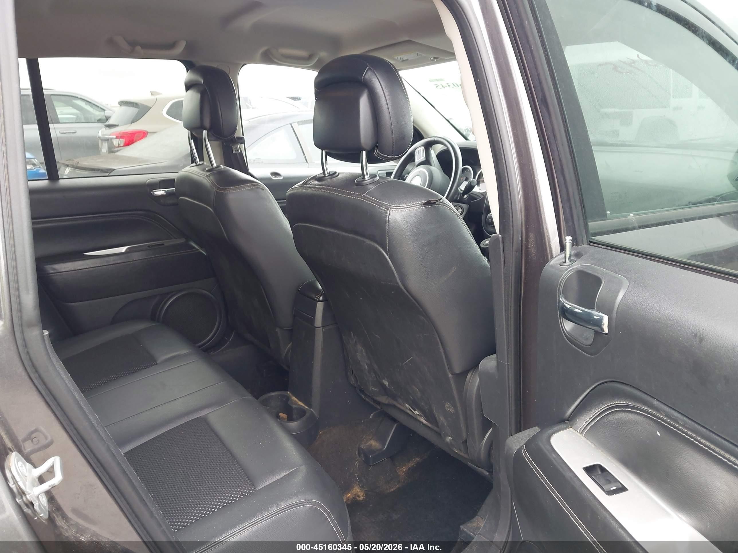 2014 Jeep Compass Latitude Gray vin: 1C4NJDEB4ED827164