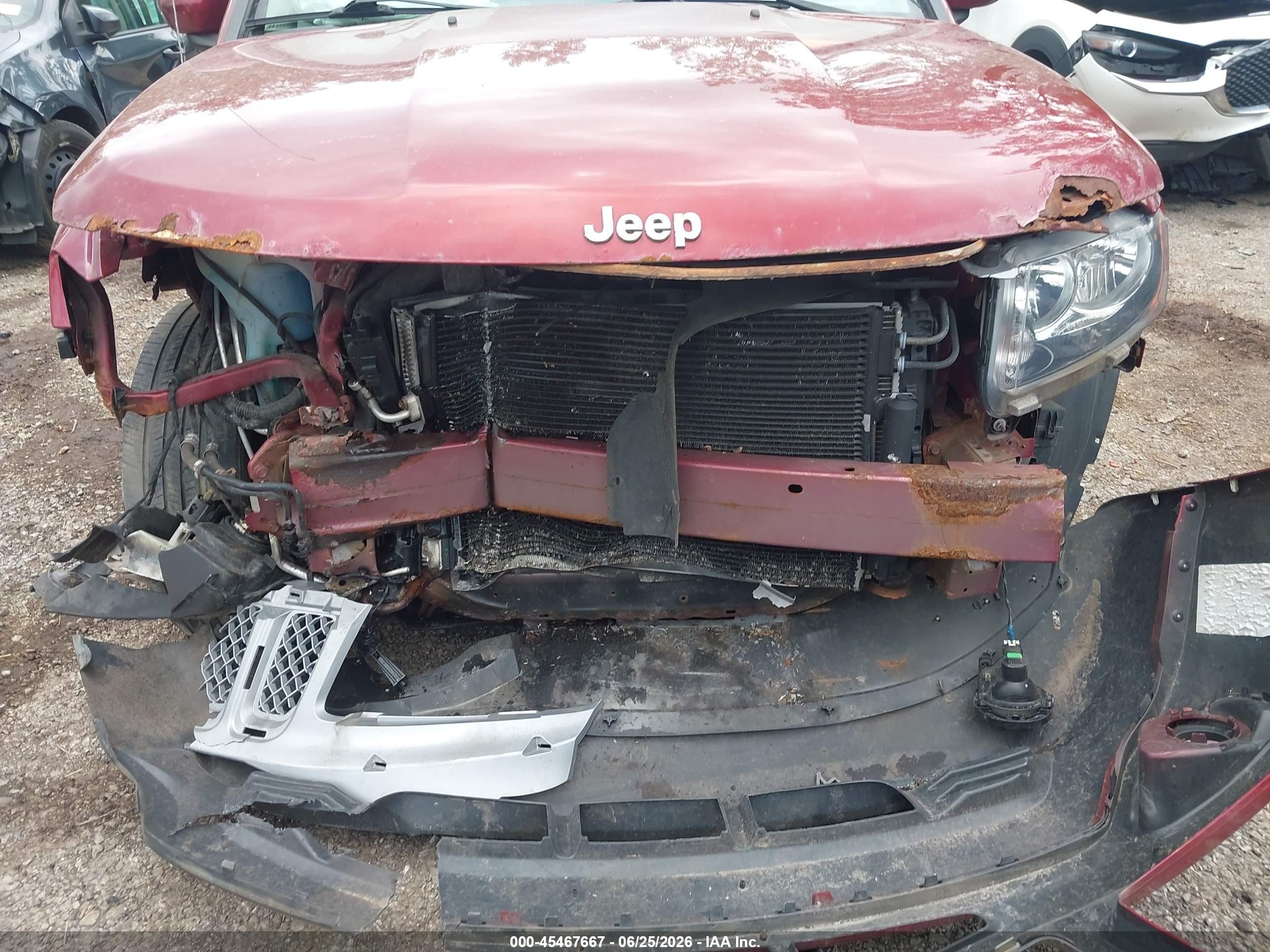 2014 Jeep Compass Latitude Красный vin: 1C4NJDEB4ED898171
