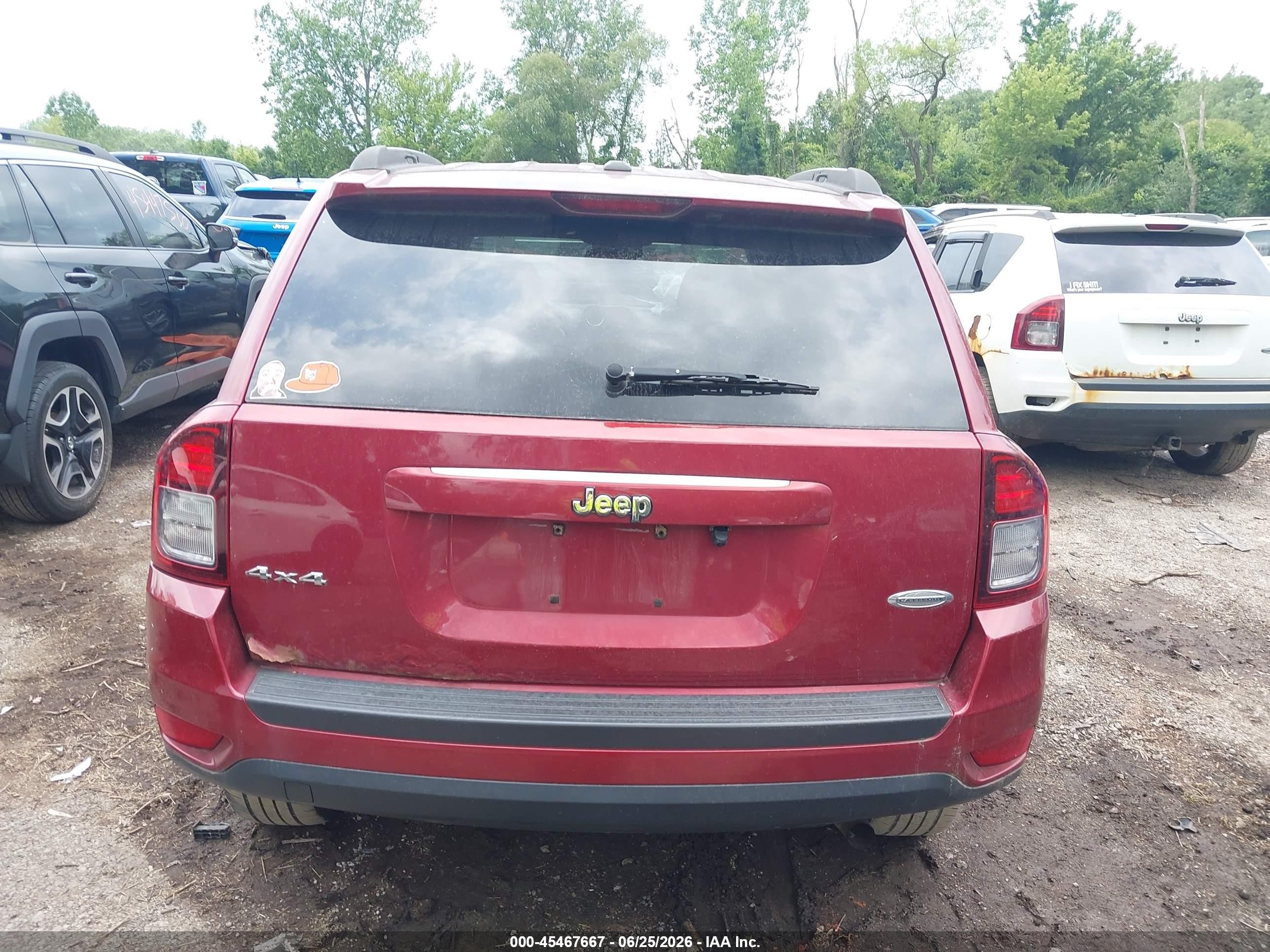 2014 Jeep Compass Latitude Красный vin: 1C4NJDEB4ED898171