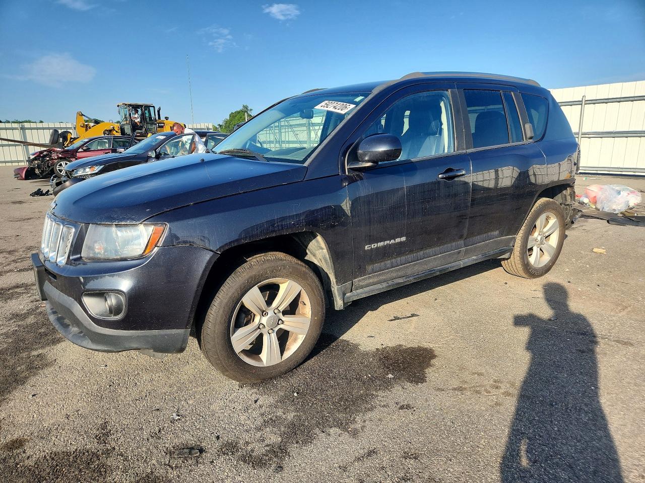 2014 Jeep Compass Latitude Gray vin: 1C4NJDEB4ED904521