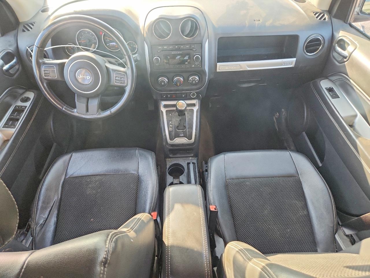 2014 Jeep Compass Latitude Gray vin: 1C4NJDEB4ED904521