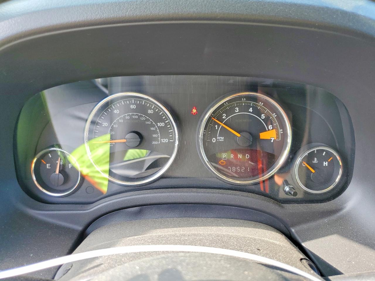 2015 Jeep Compass Latitude Угольный vin: 1C4NJDEB4FD121359