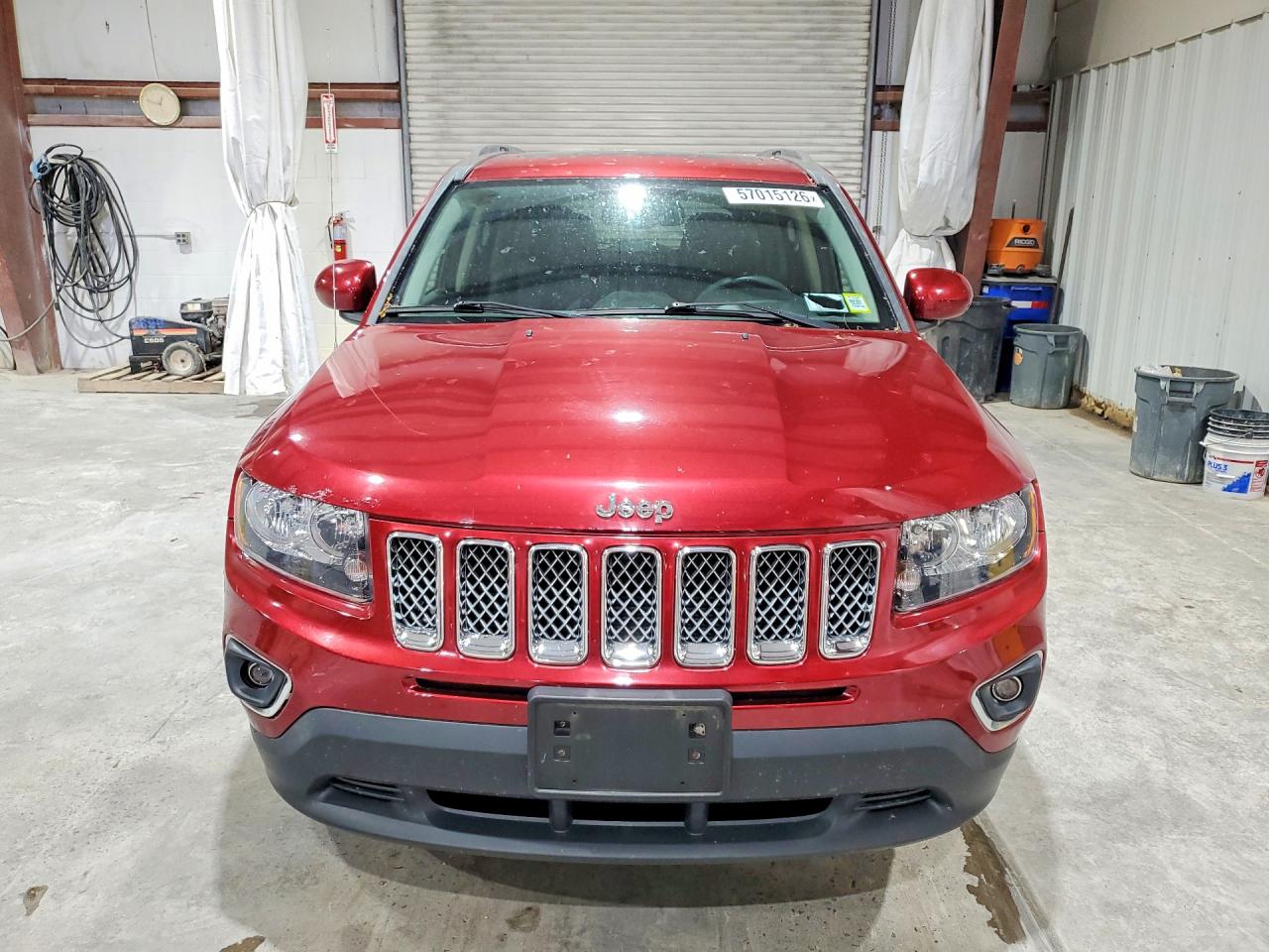 2015 Jeep Compass Latitude Красный vin: 1C4NJDEB4FD245177
