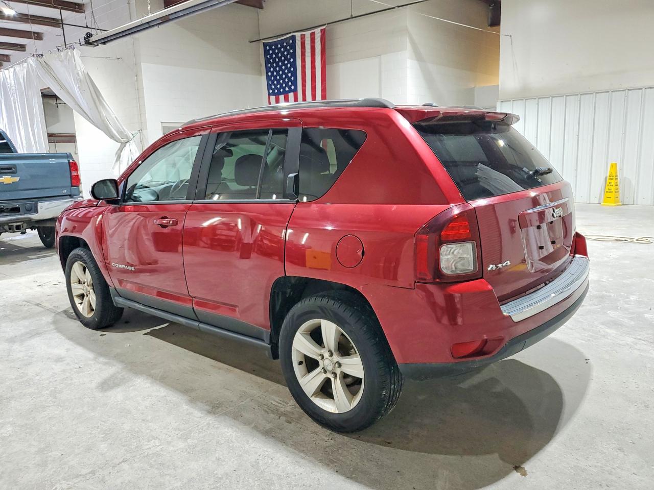 2015 Jeep Compass Latitude Красный vin: 1C4NJDEB4FD245177