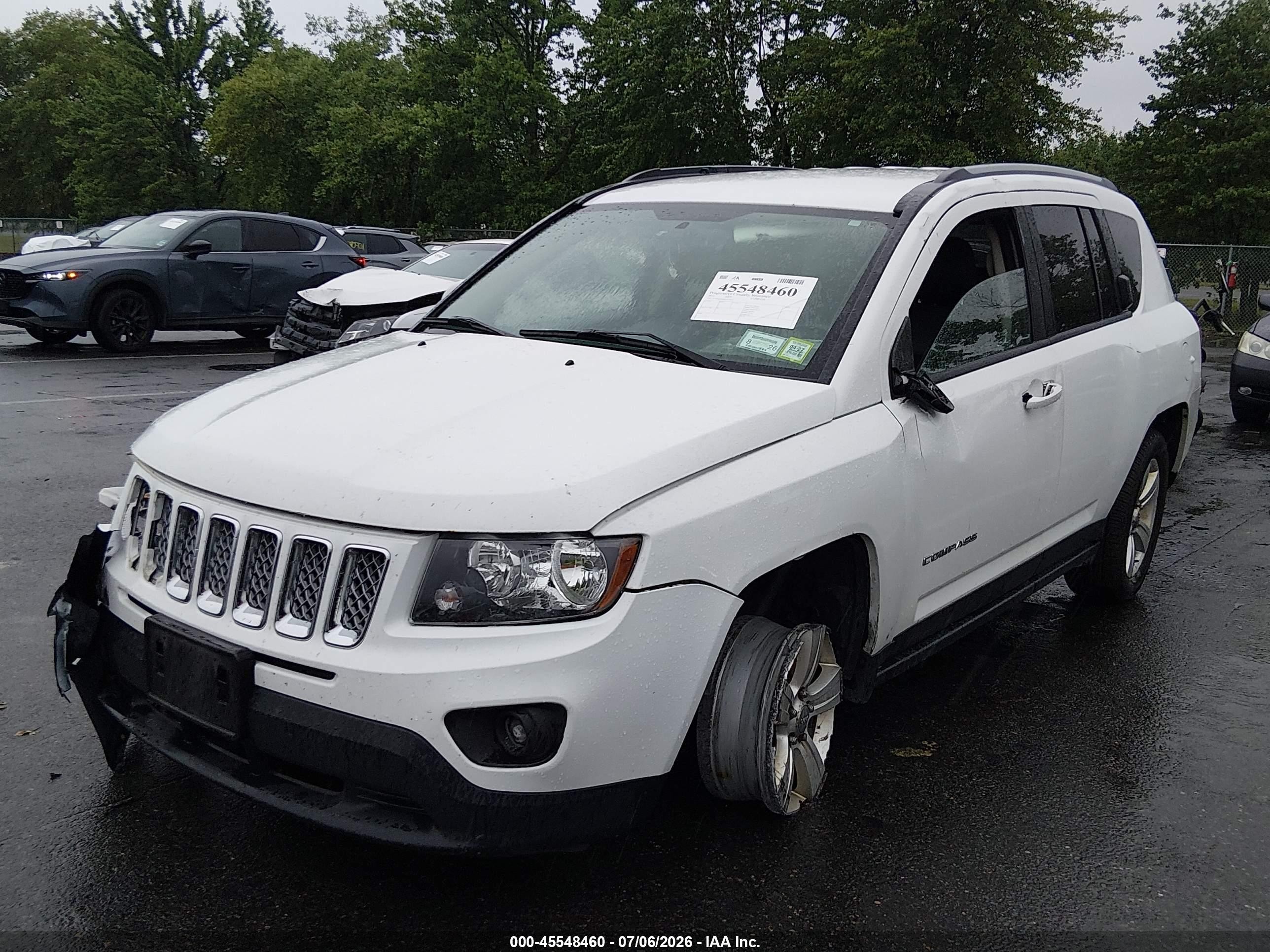 2015 Jeep Compass Latitude White vin: 1C4NJDEB4FD323635
