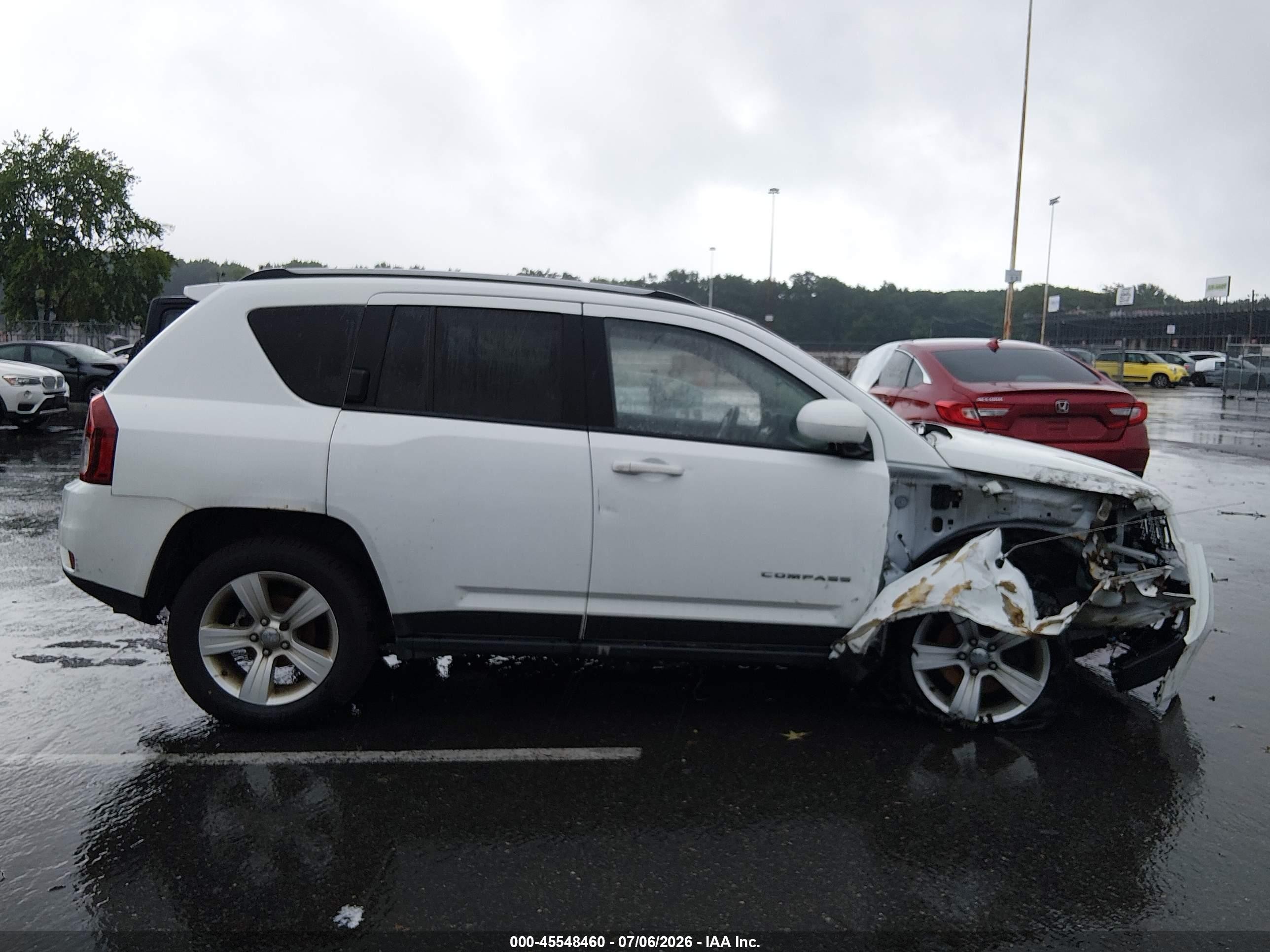 2015 Jeep Compass Latitude White vin: 1C4NJDEB4FD323635