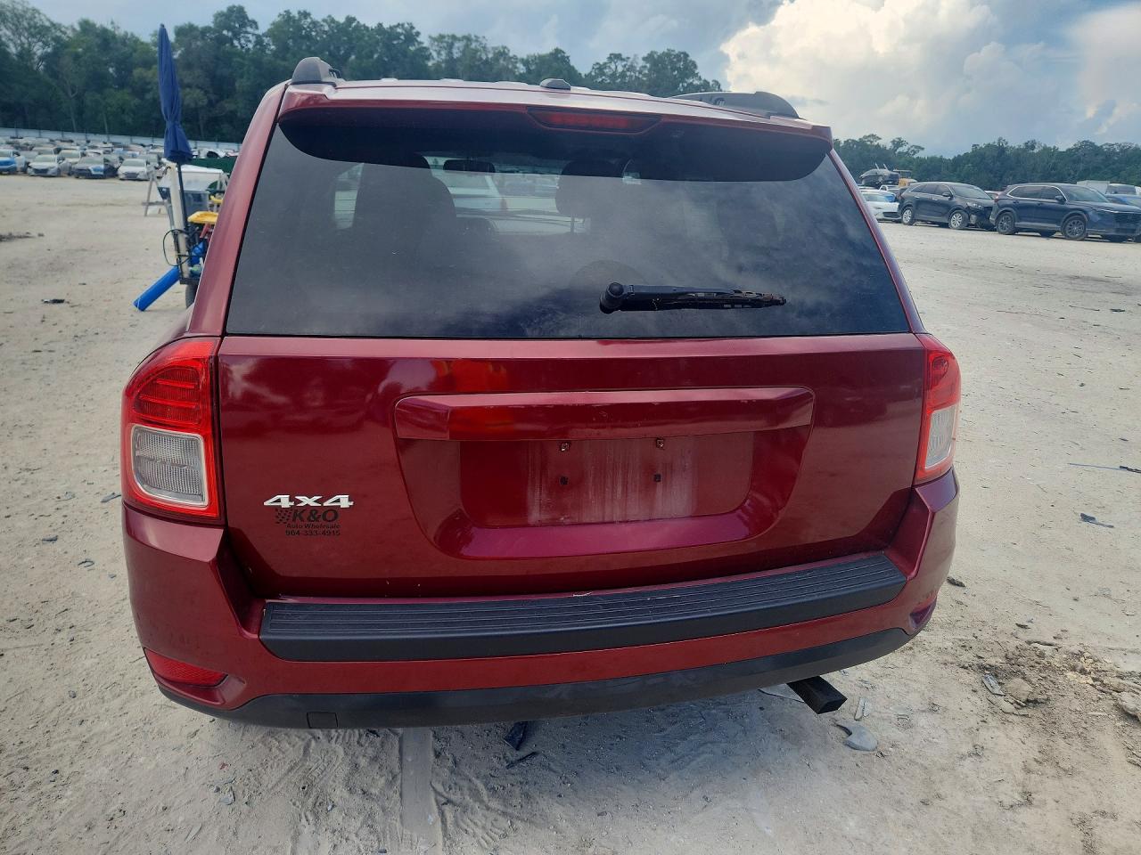 2012 Jeep Compass Latitude Red vin: 1C4NJDEB5CD525153