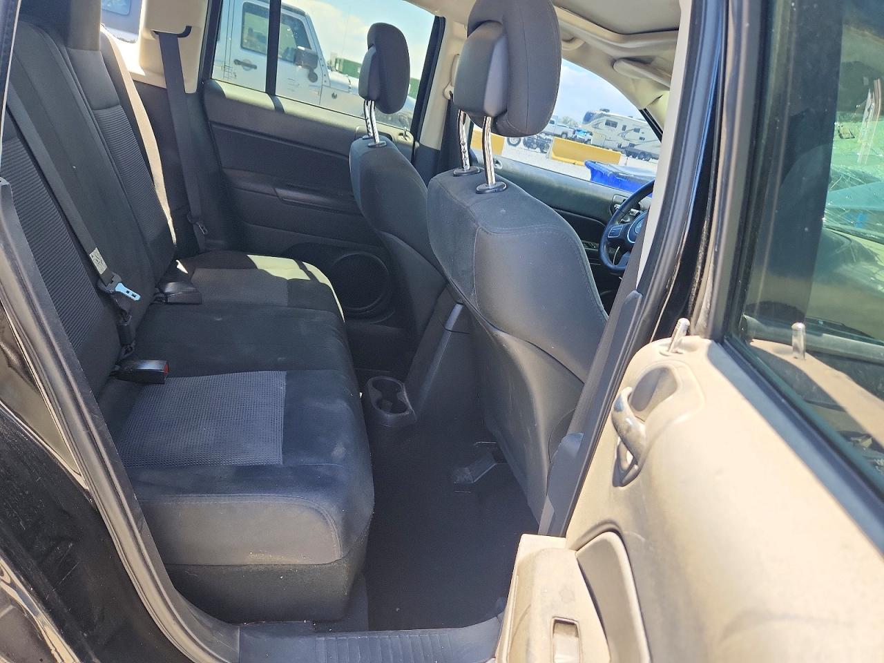 2012 Jeep Compass Latitude Черный vin: 1C4NJDEB5CD609067