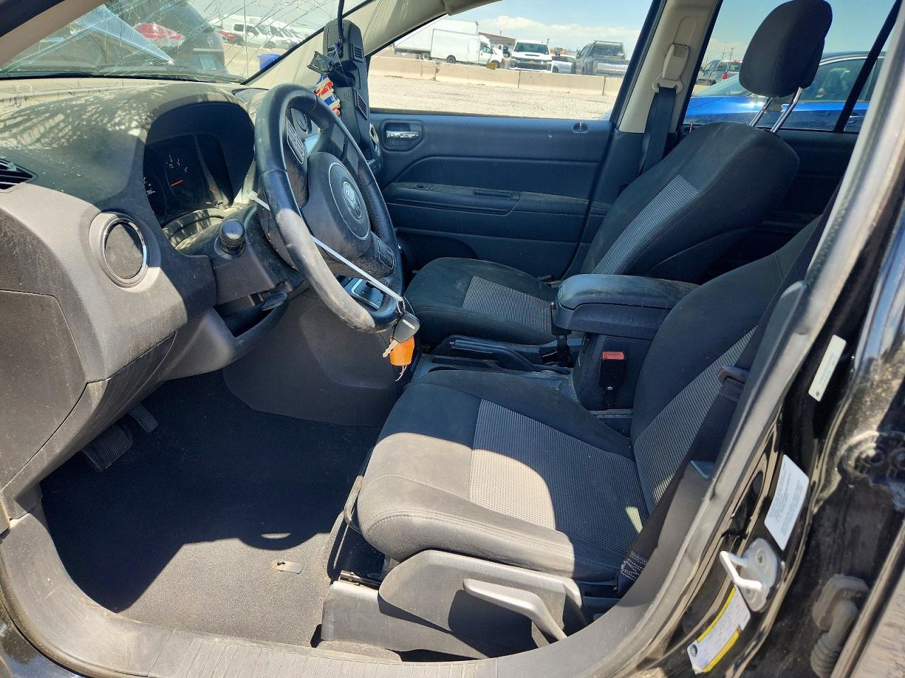 2012 Jeep Compass Latitude Черный vin: 1C4NJDEB5CD609067