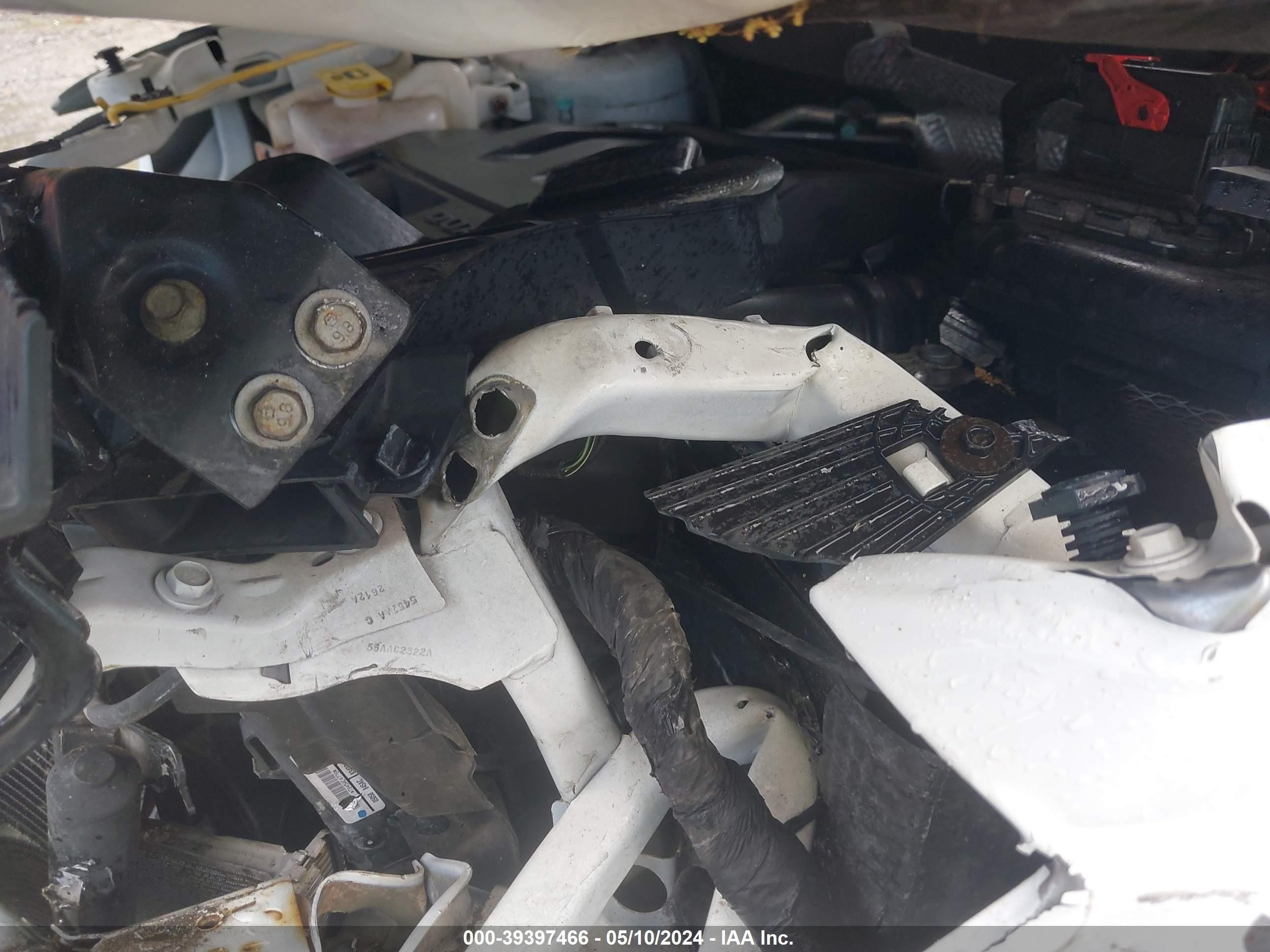 2013 Jeep Compass Latitude Белый vin: 1C4NJDEB5DD190350