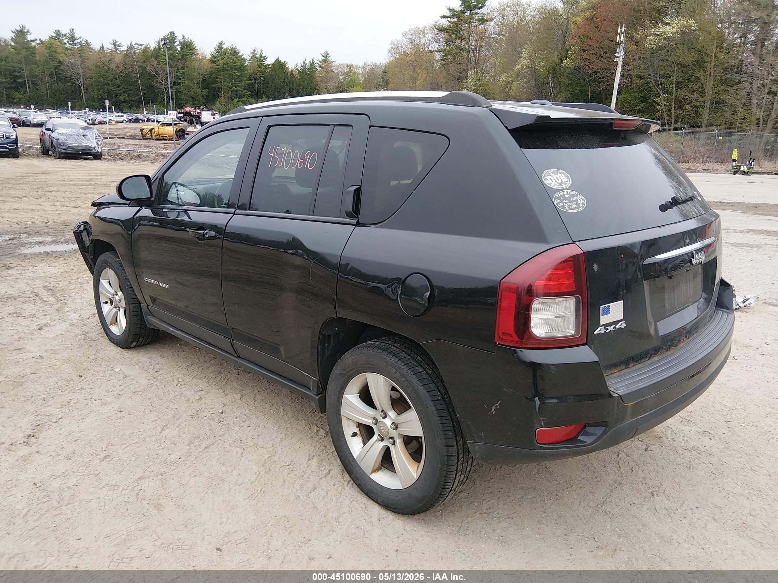2014 Jeep Compass Latitude Black vin: 1C4NJDEB5ED659678