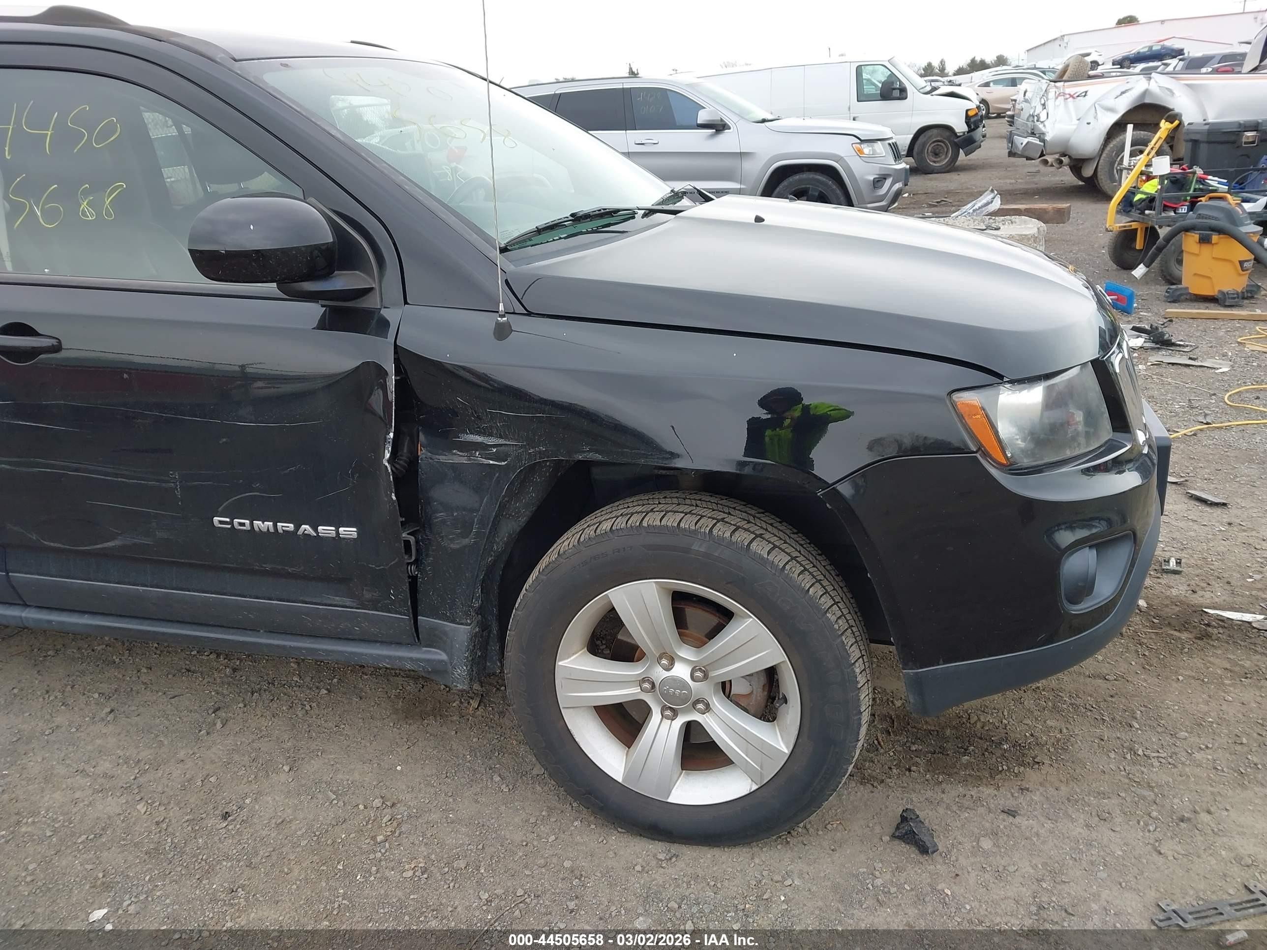 2014 Jeep Compass Latitude Black vin: 1C4NJDEB5ED846659