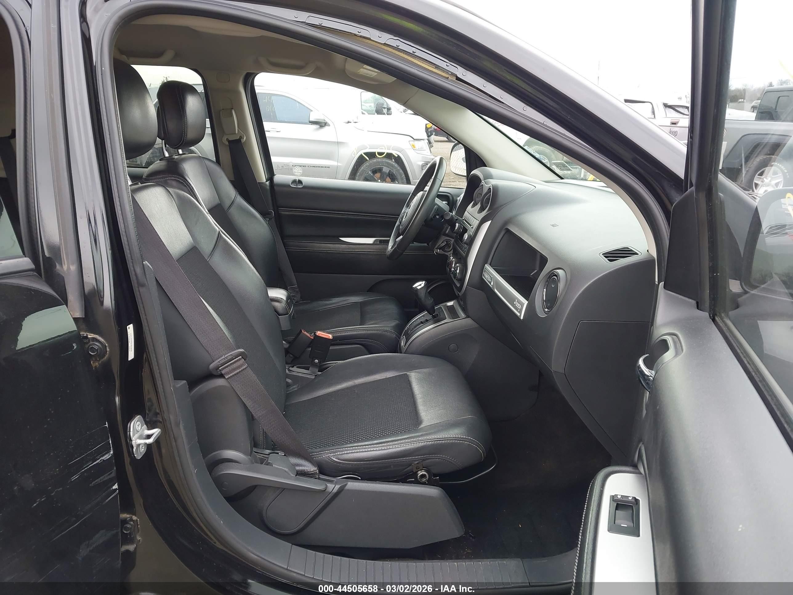 2014 Jeep Compass Latitude Black vin: 1C4NJDEB5ED846659