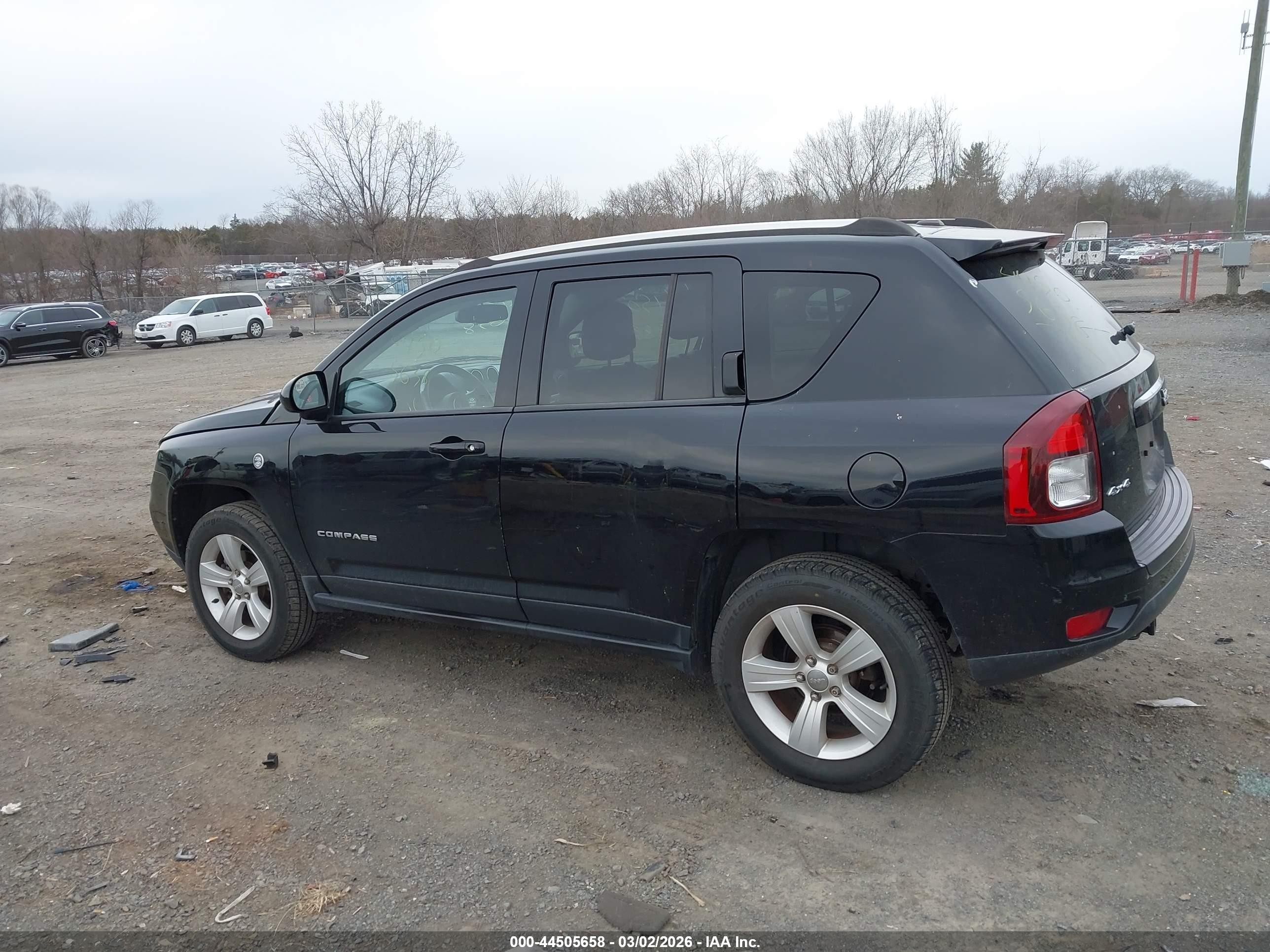 2014 Jeep Compass Latitude Black vin: 1C4NJDEB5ED846659