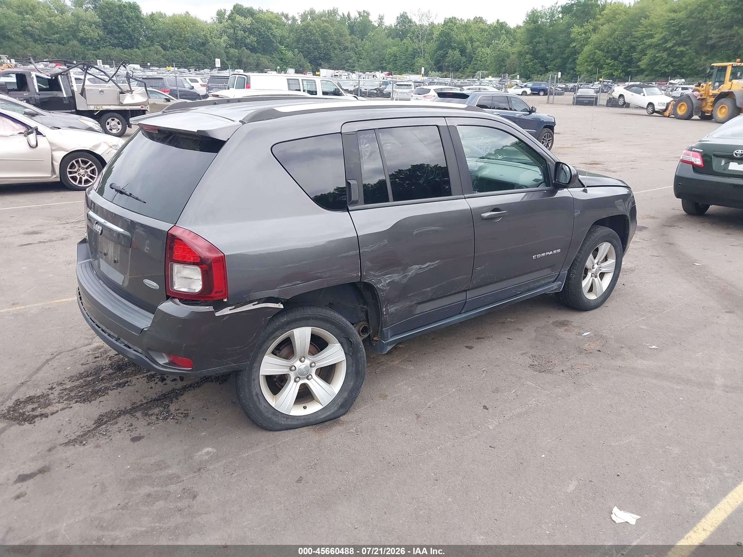 2014 Jeep Compass Latitude Gray vin: 1C4NJDEB5ED908318