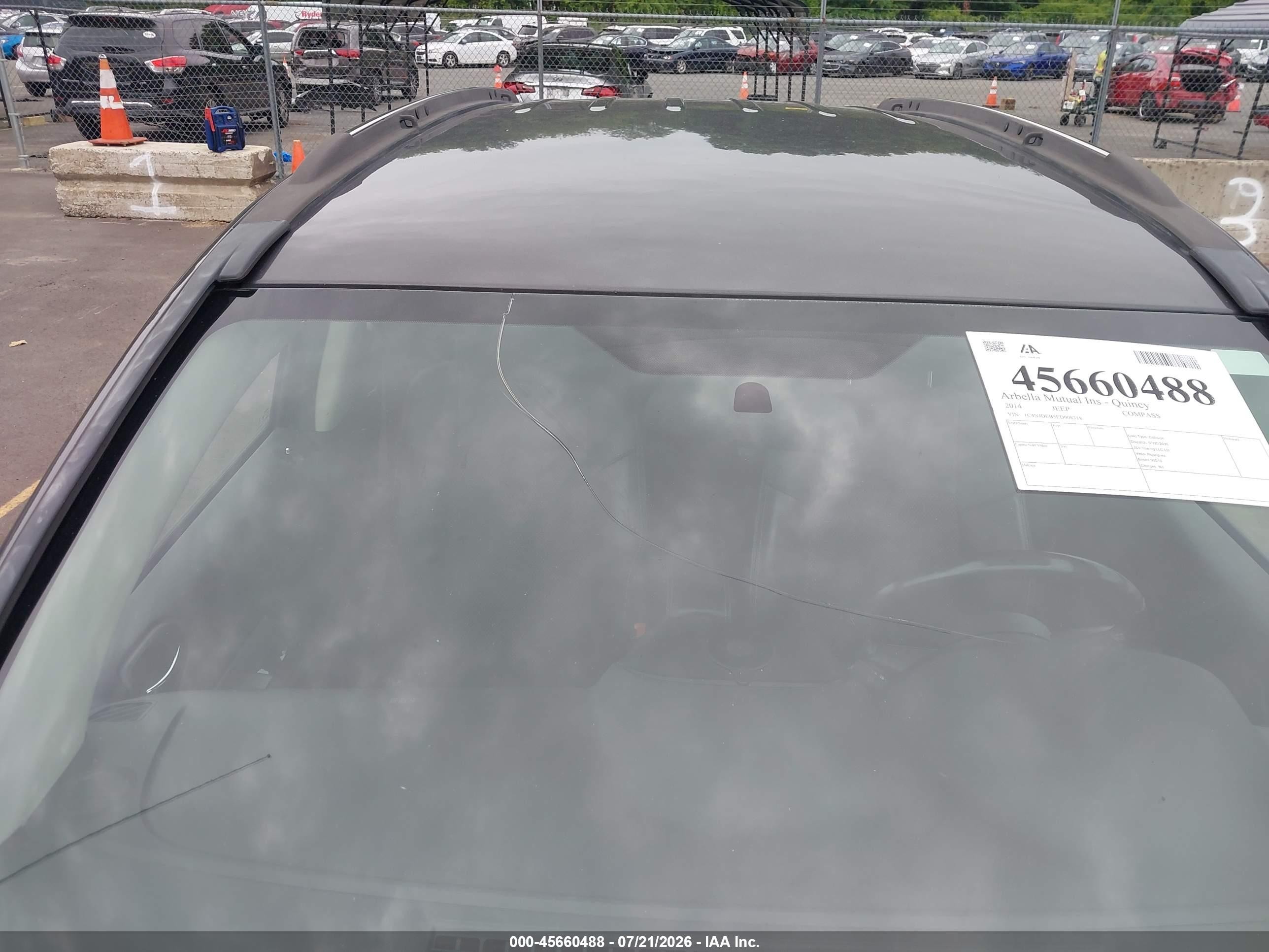 2014 Jeep Compass Latitude Gray vin: 1C4NJDEB5ED908318
