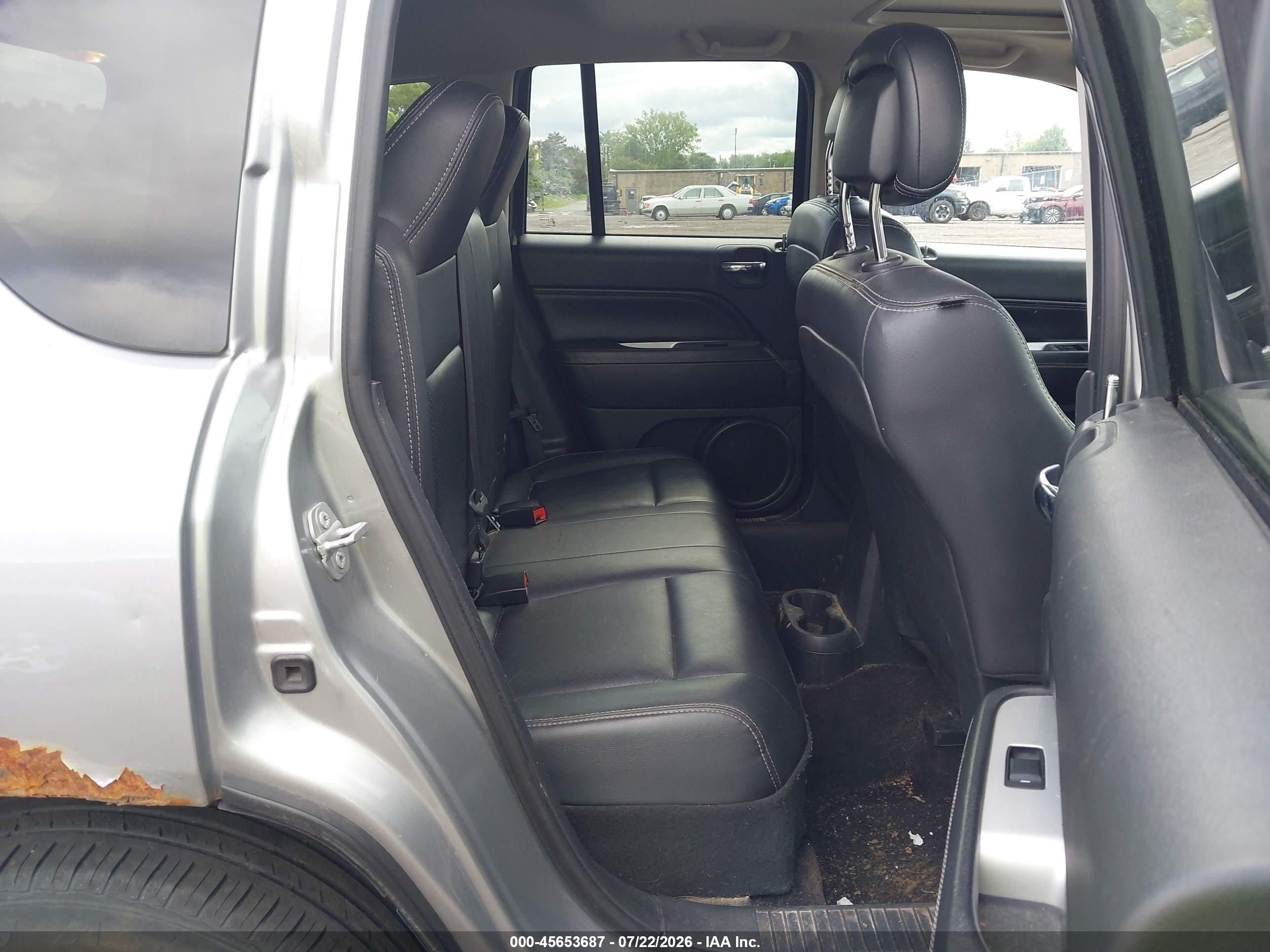 2015 Jeep Compass High Altitude Edition Gray vin: 1C4NJDEB5FD184583