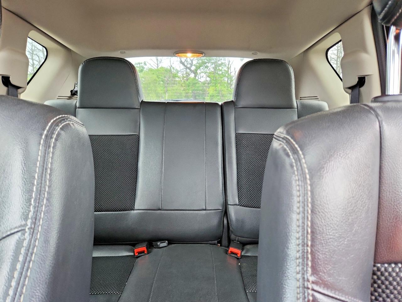 2015 Jeep Compass Latitude White vin: 1C4NJDEB5FD189492