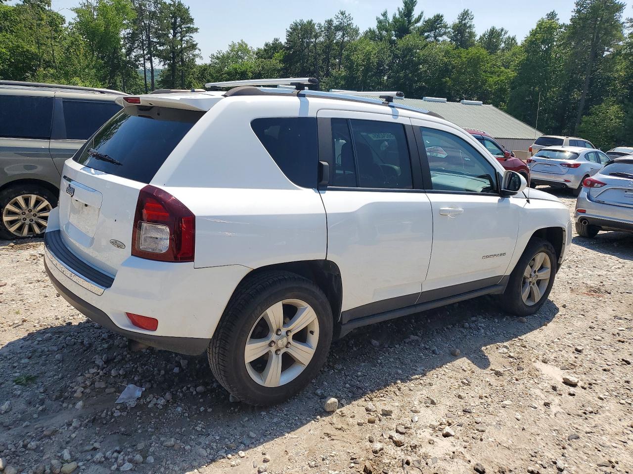 2015 Jeep Compass Latitude Белый vin: 1C4NJDEB5FD395976