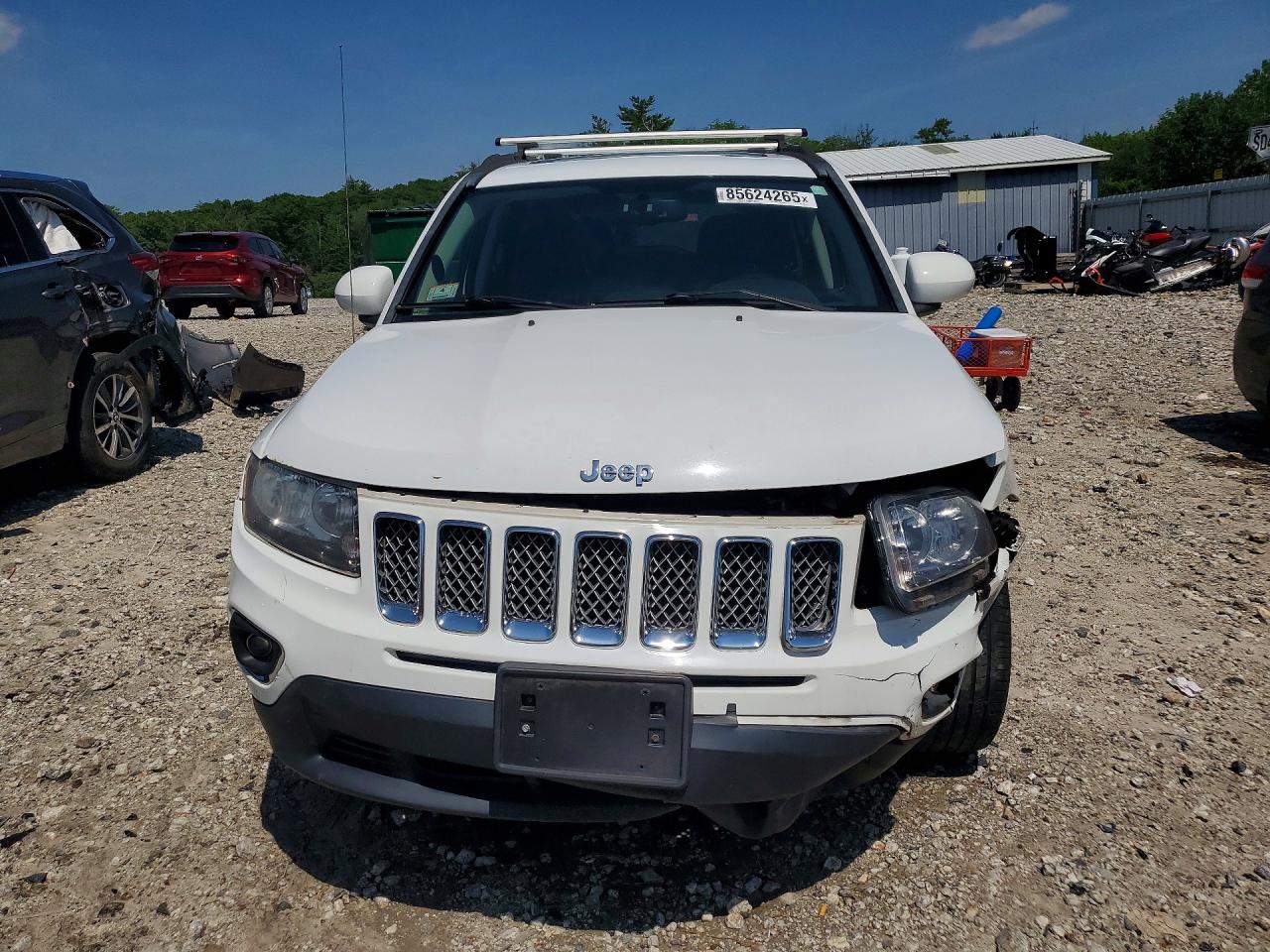 2015 Jeep Compass Latitude Белый vin: 1C4NJDEB5FD395976