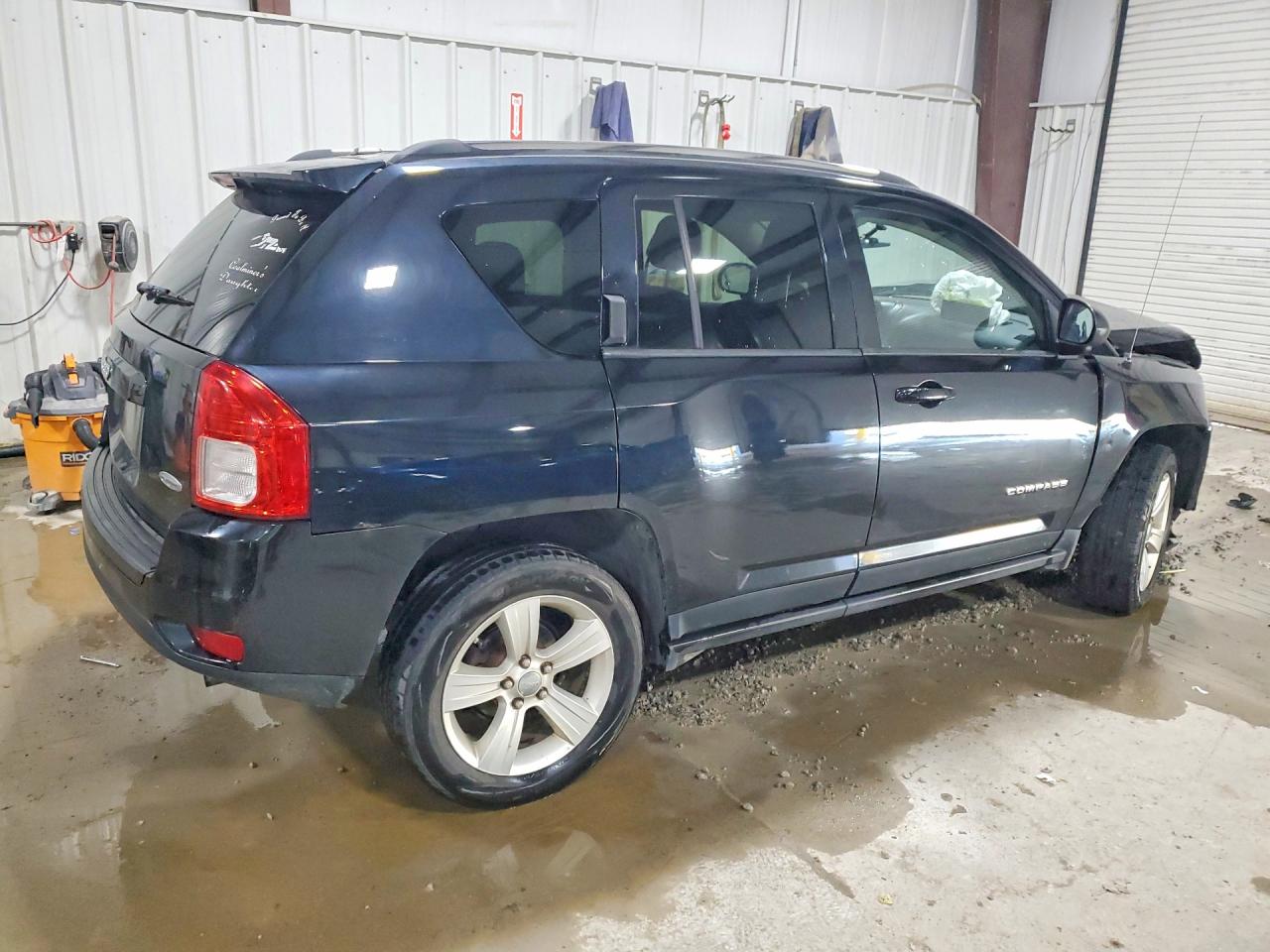 2012 Jeep Compass Latitude Black vin: 1C4NJDEB6CD511116