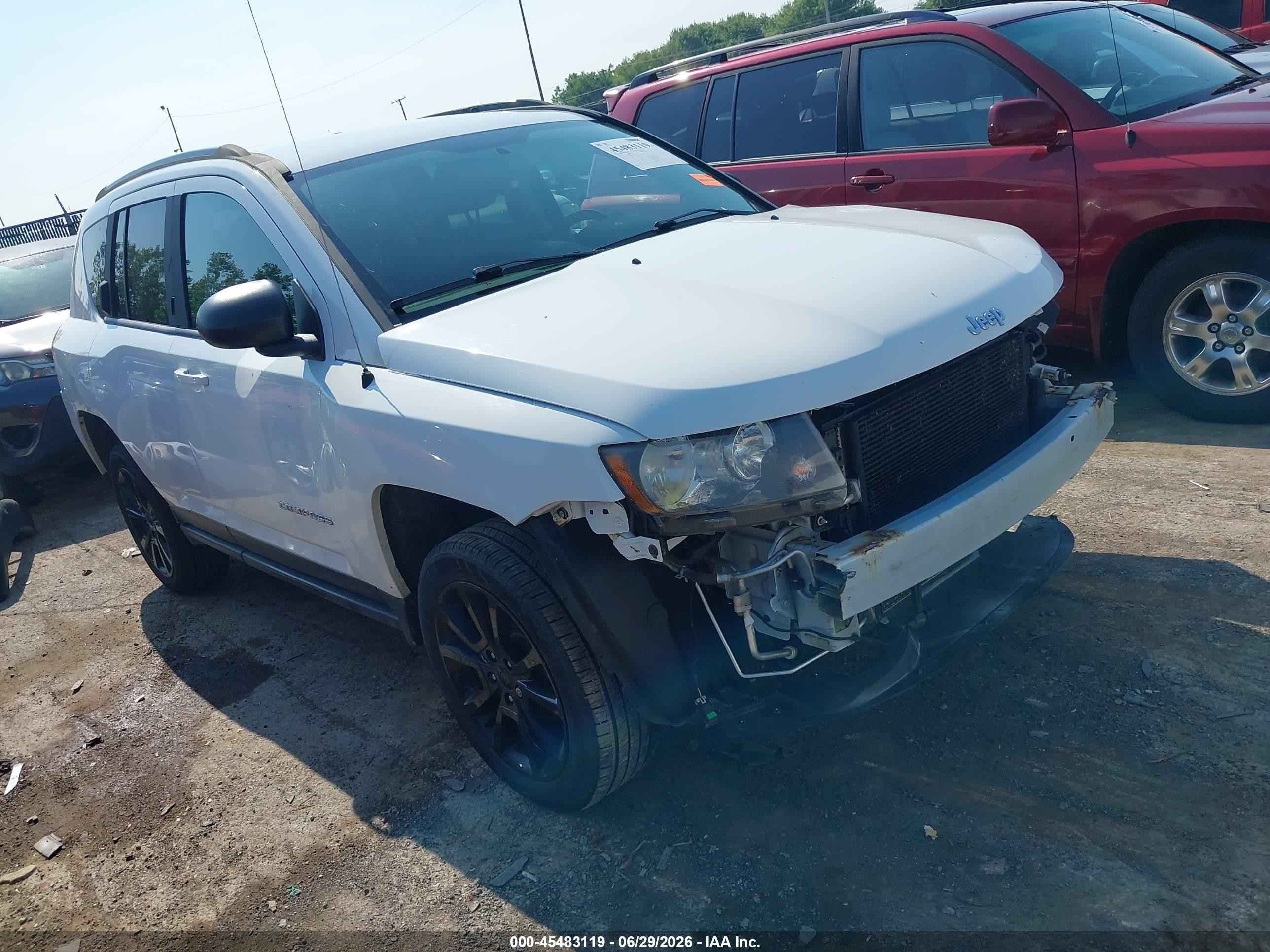 2013 Jeep Compass Latitude White vin: 1C4NJDEB6DD236302