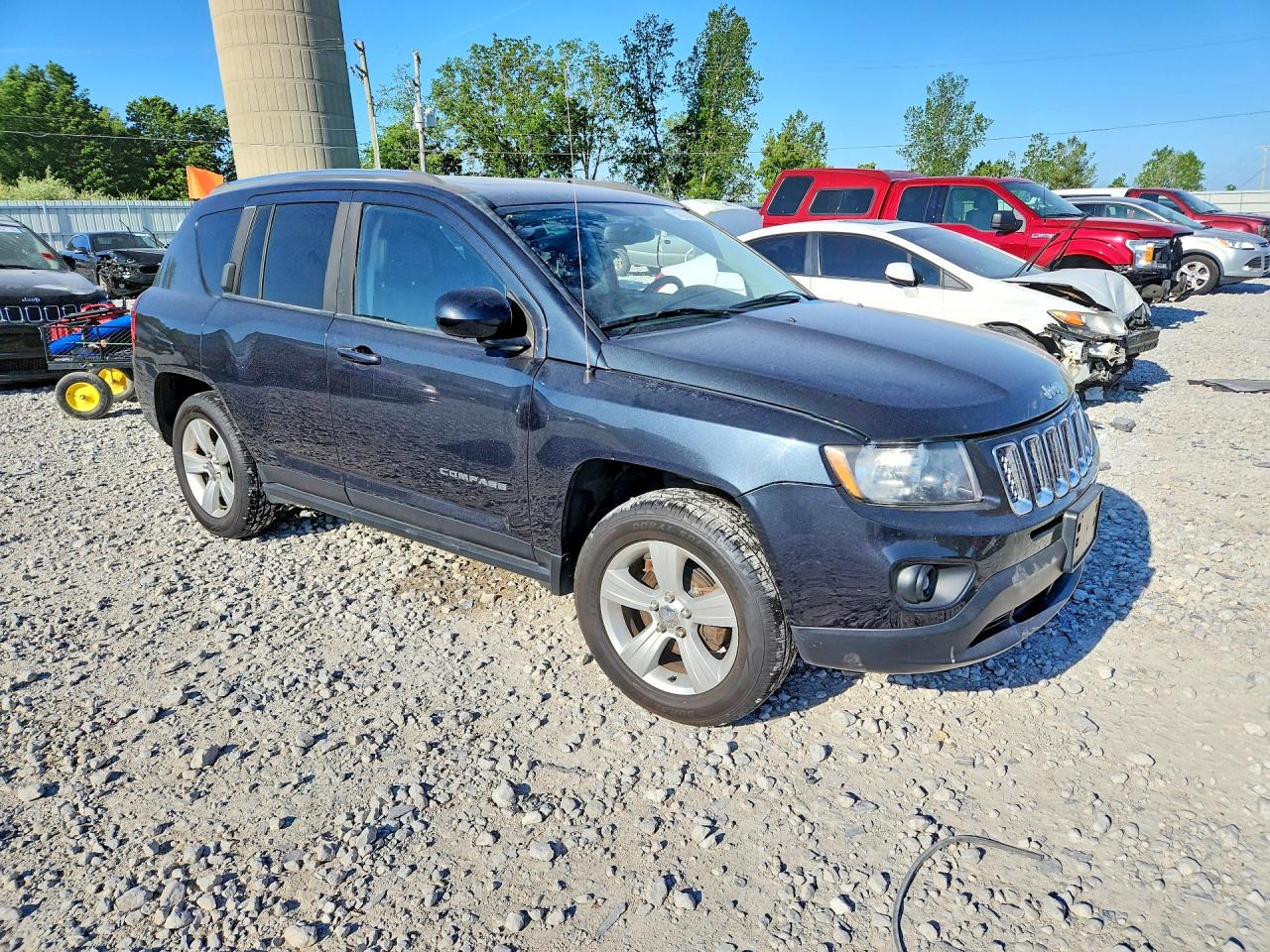 2014 Jeep Compass Latitude Черный vin: 1C4NJDEB6ED530476