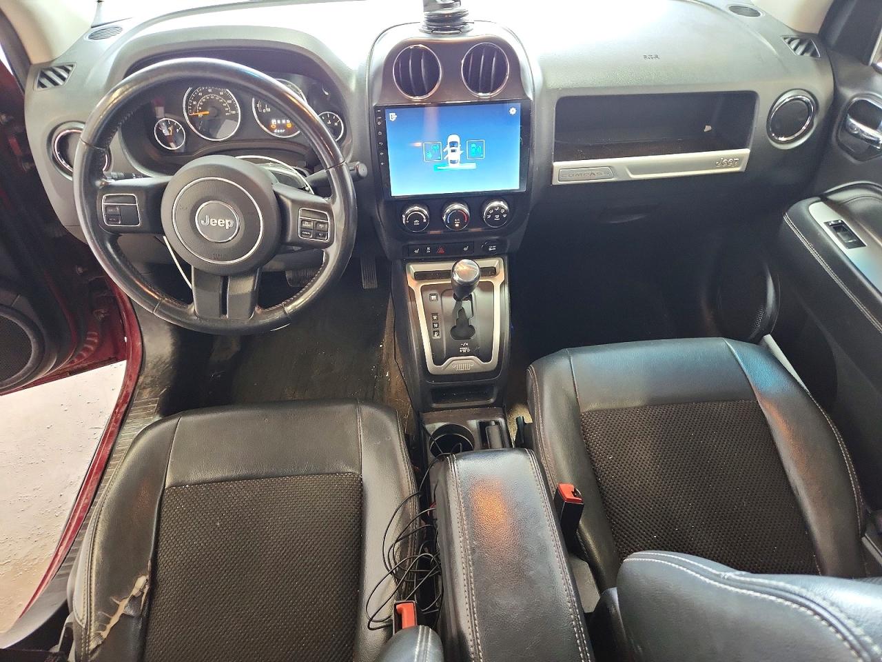 2014 Jeep Compass Latitude Maroon vin: 1C4NJDEB6ED665845
