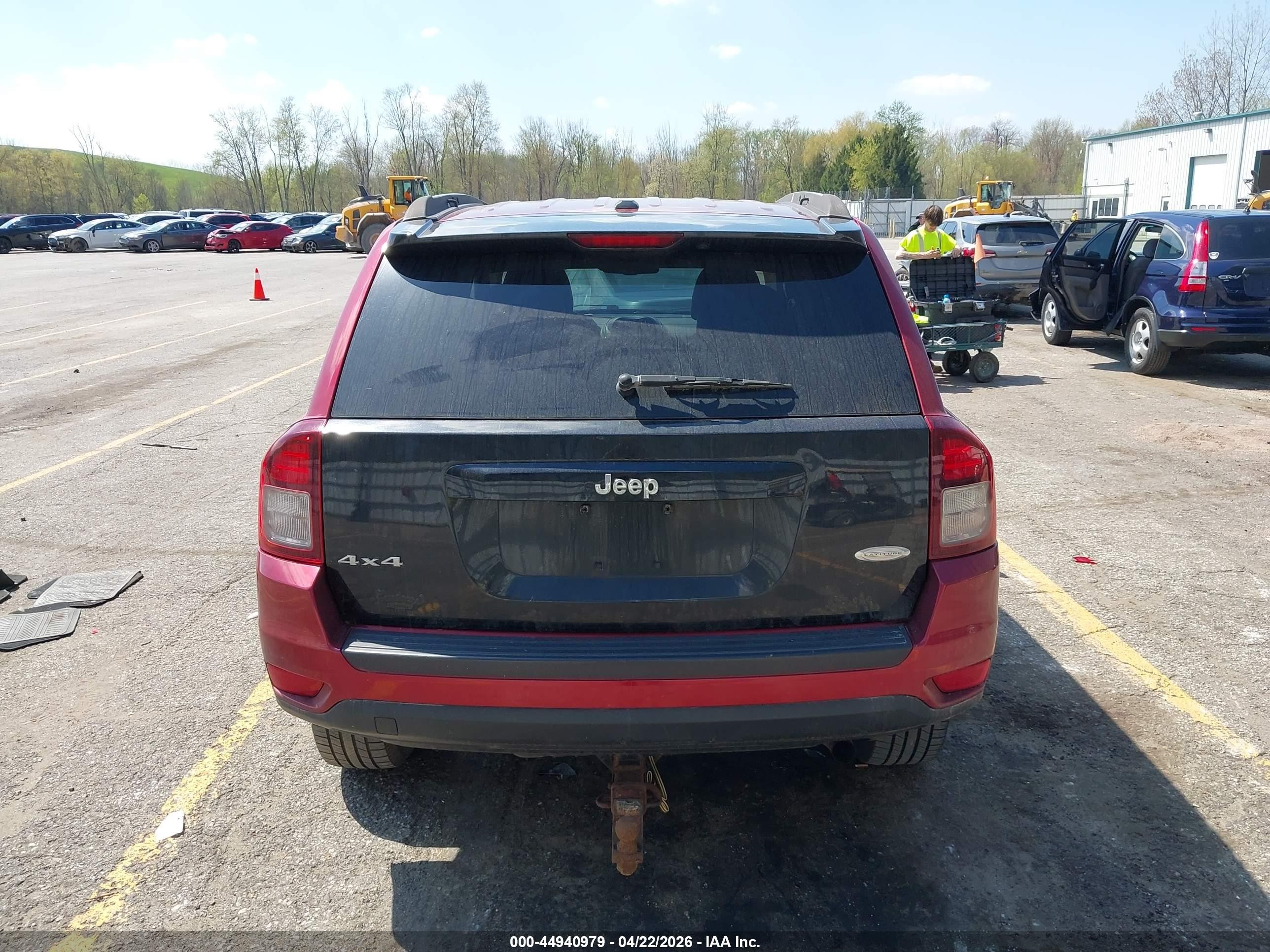 2014 Jeep Compass Latitude Red vin: 1C4NJDEB6ED784592