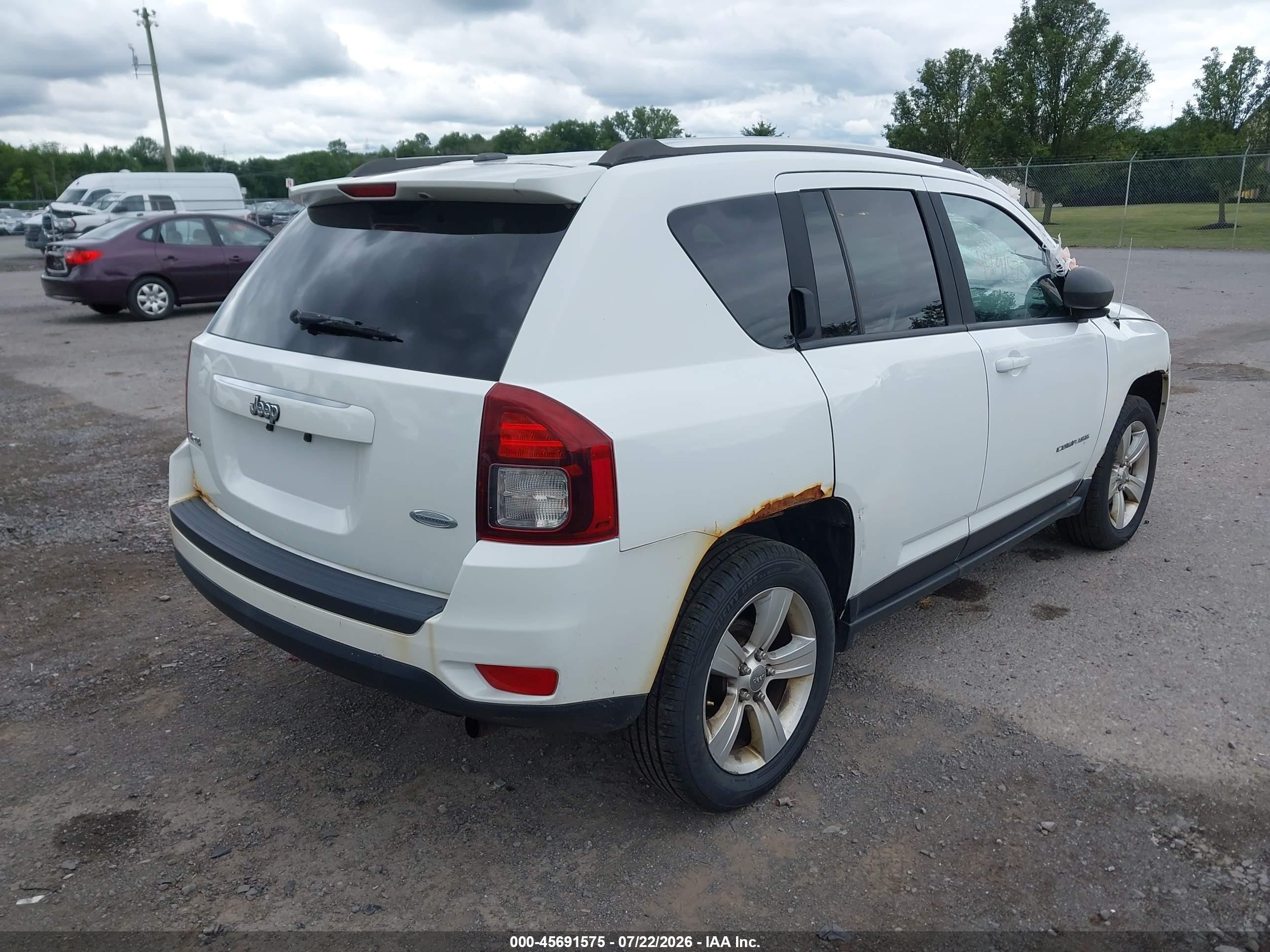 2014 Jeep Compass Latitude Белый vin: 1C4NJDEB6ED847111