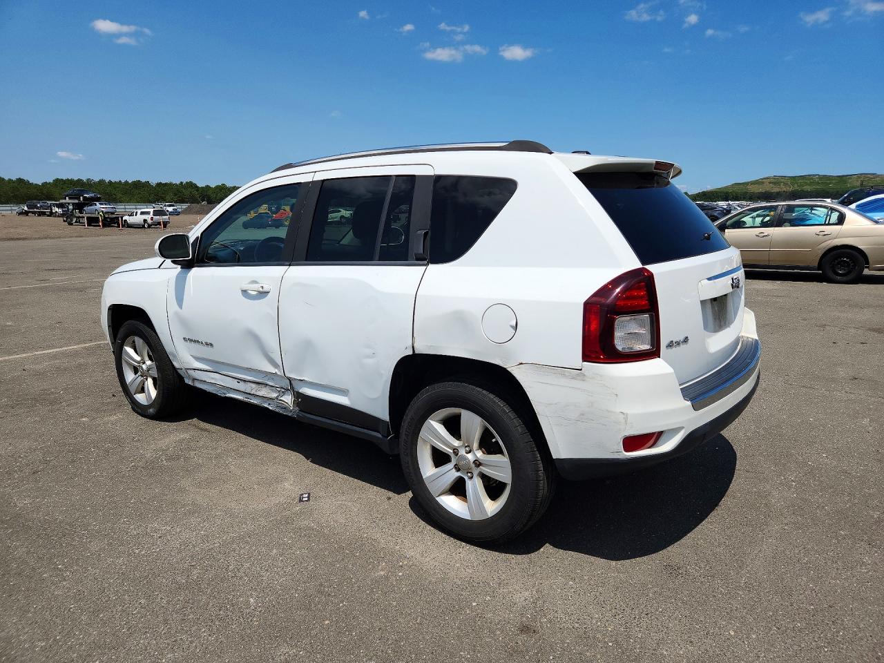 2015 Jeep Compass Latitude Белый vin: 1C4NJDEB6FD174841