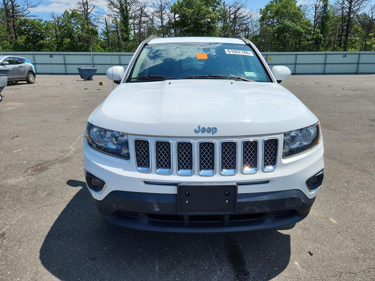 2015 Jeep Compass Latitude Белый vin: 1C4NJDEB6FD174841