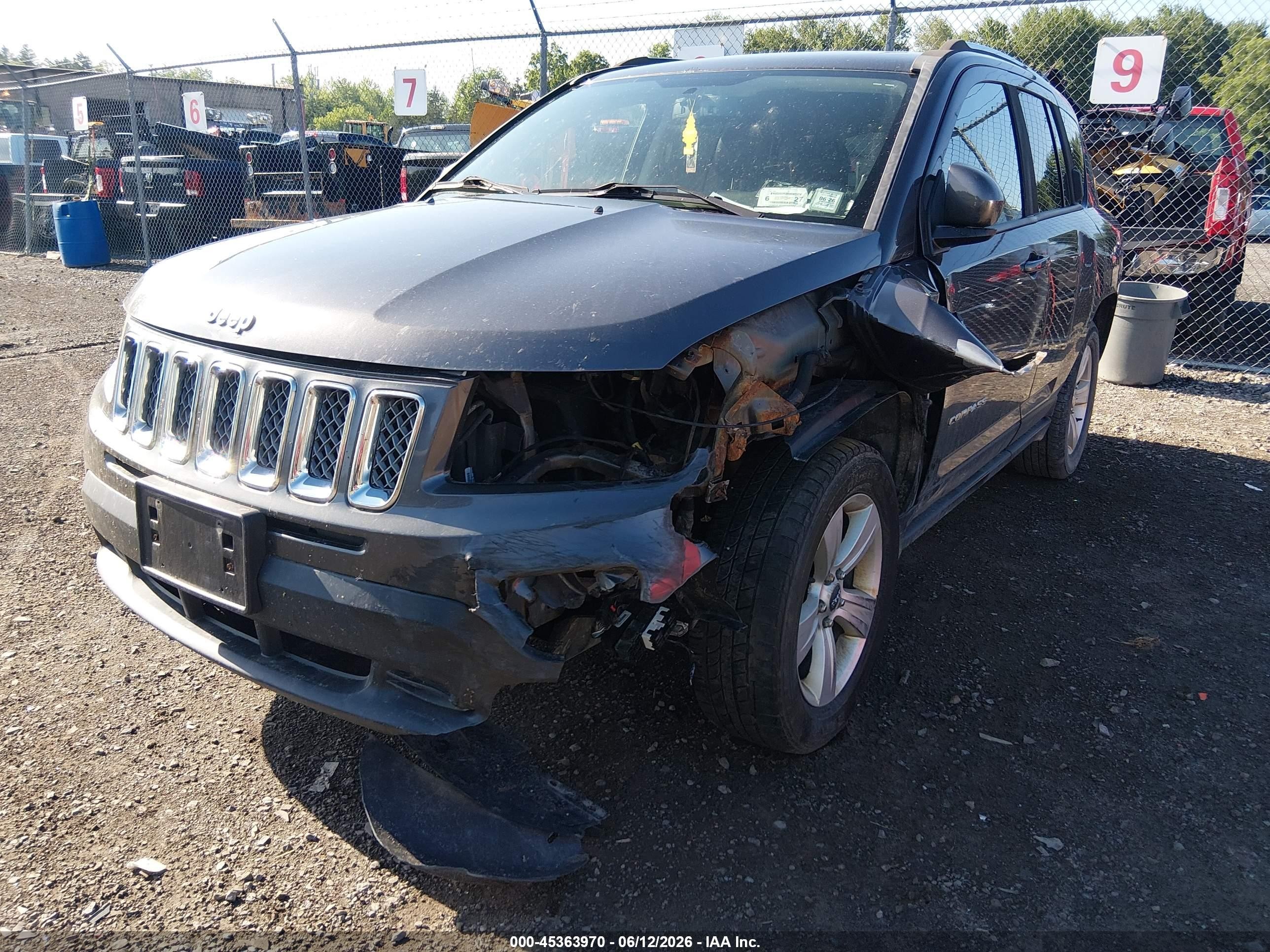 2015 Jeep Compass High Altitude Edition Gray vin: 1C4NJDEB6FD218398