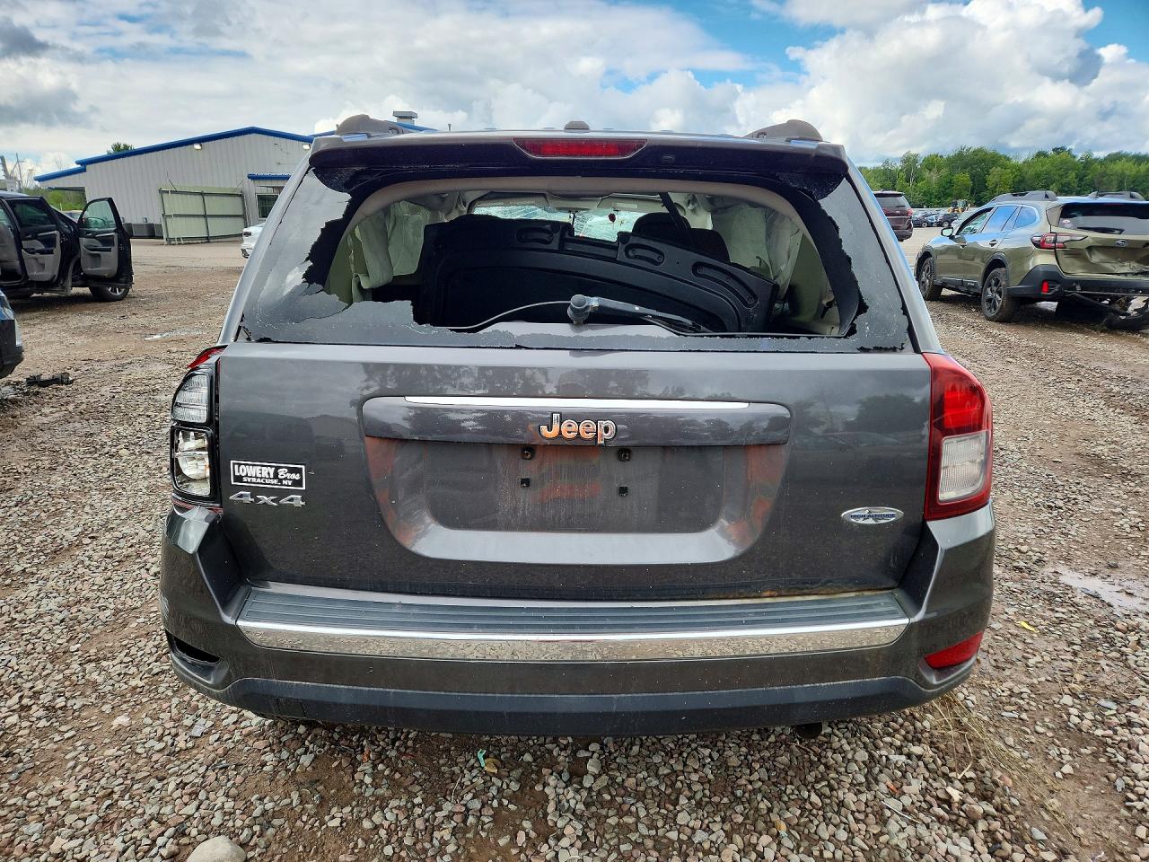 2015 Jeep Compass Latitude Charcoal vin: 1C4NJDEB6FD303659