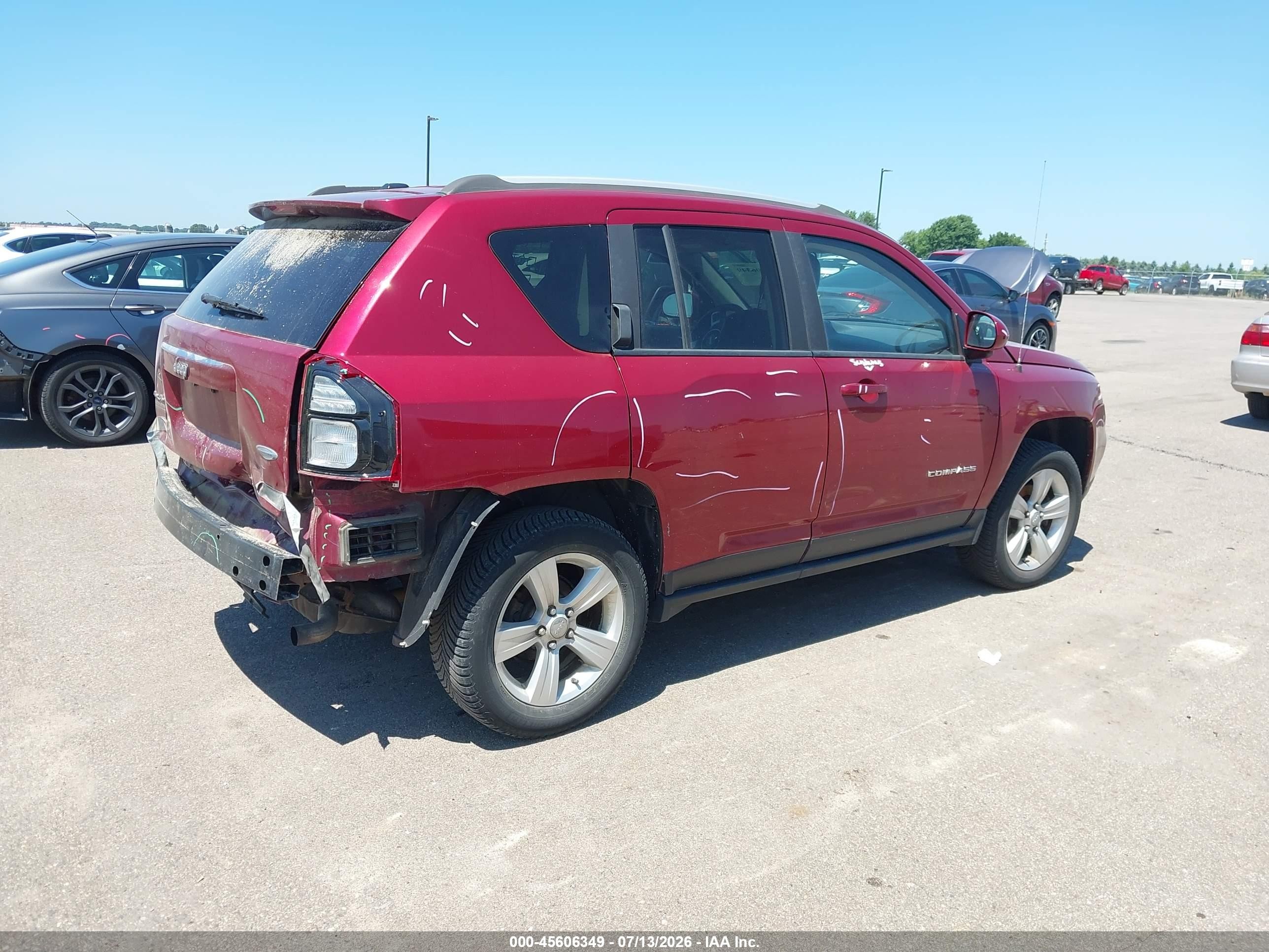 2015 Jeep Compass Latitude Red vin: 1C4NJDEB6FD332871