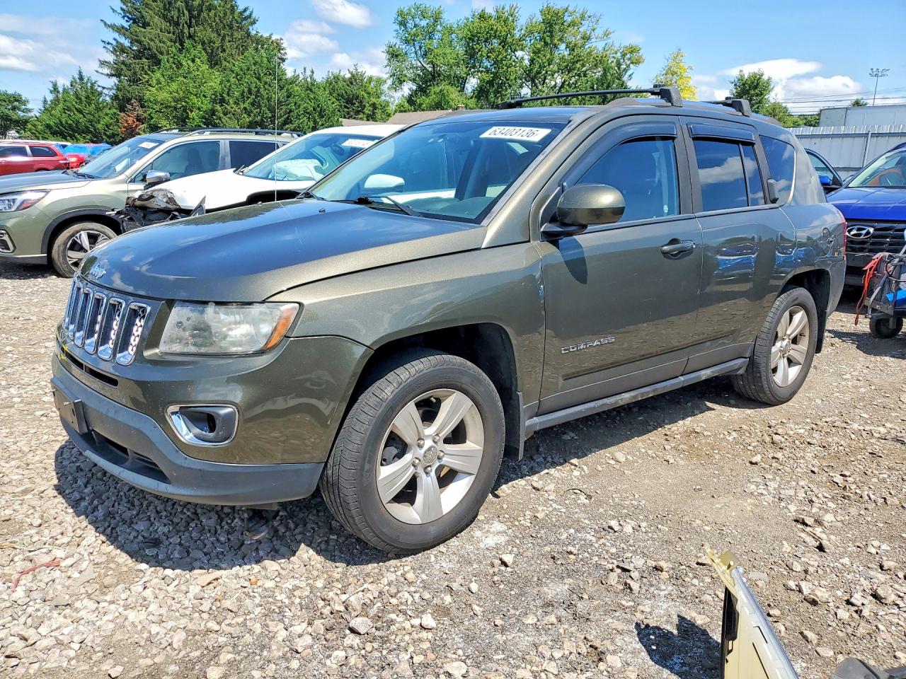 2015 Jeep Compass Latitude Green vin: 1C4NJDEB6FD333695