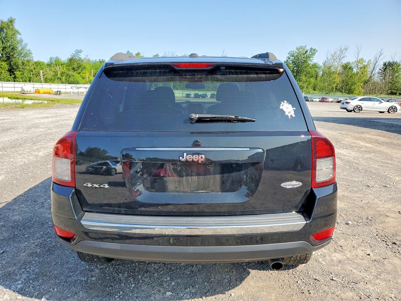 2016 Jeep Compass Latitude Черный vin: 1C4NJDEB6GD714612