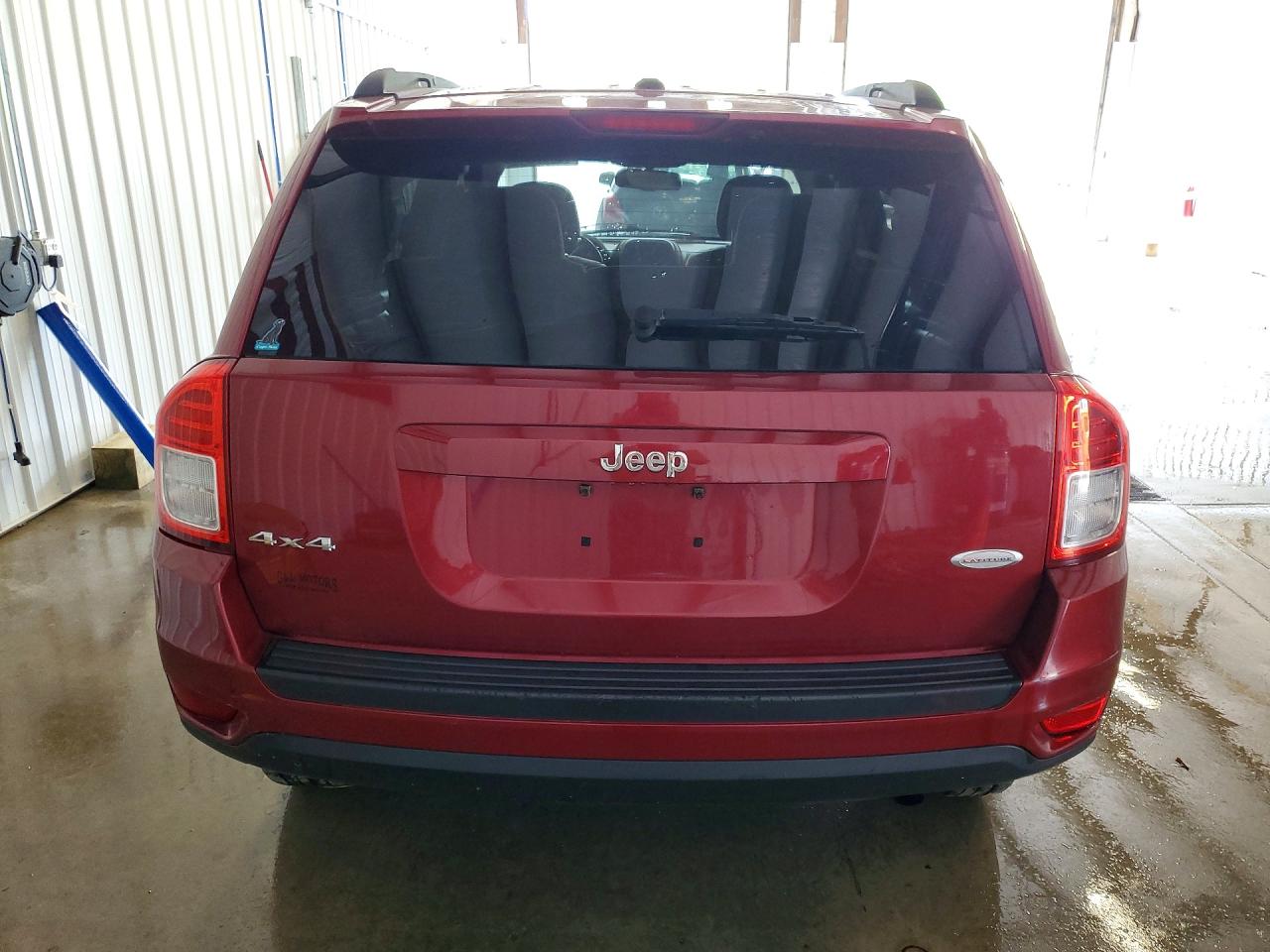 2012 Jeep Compass Latitude Burgundy vin: 1C4NJDEB7CD525624
