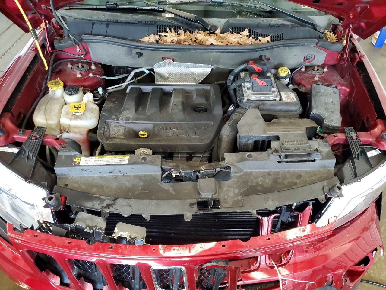 2012 Jeep Compass Latitude Burgundy vin: 1C4NJDEB7CD525624