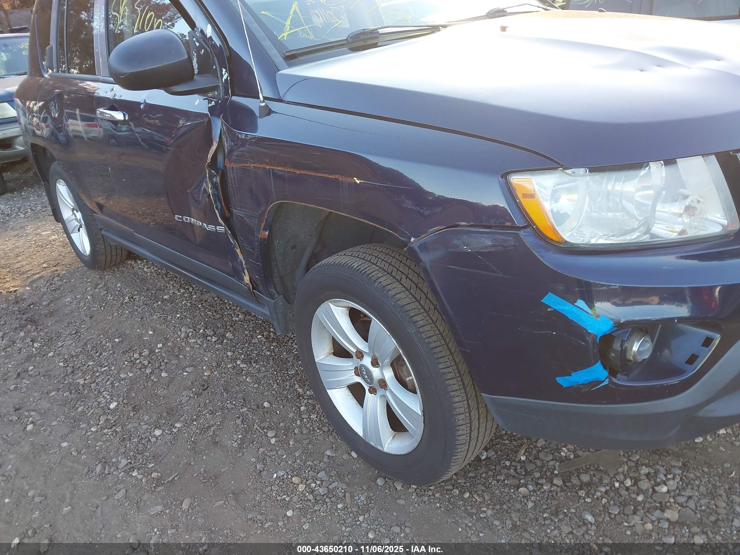 2012 Jeep Compass Latitude Blue vin: 1C4NJDEB7CD577528