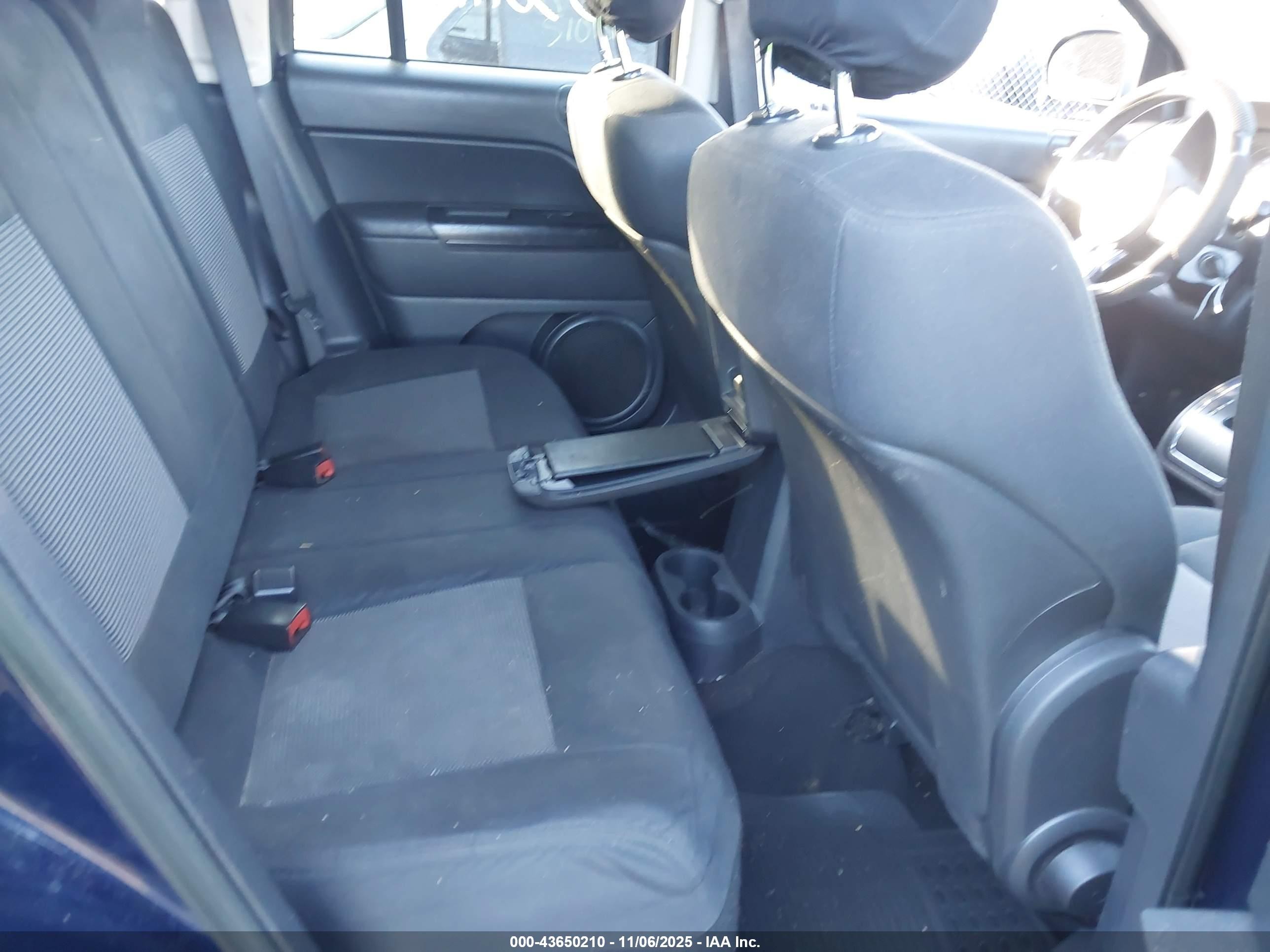 2012 Jeep Compass Latitude Blue vin: 1C4NJDEB7CD577528