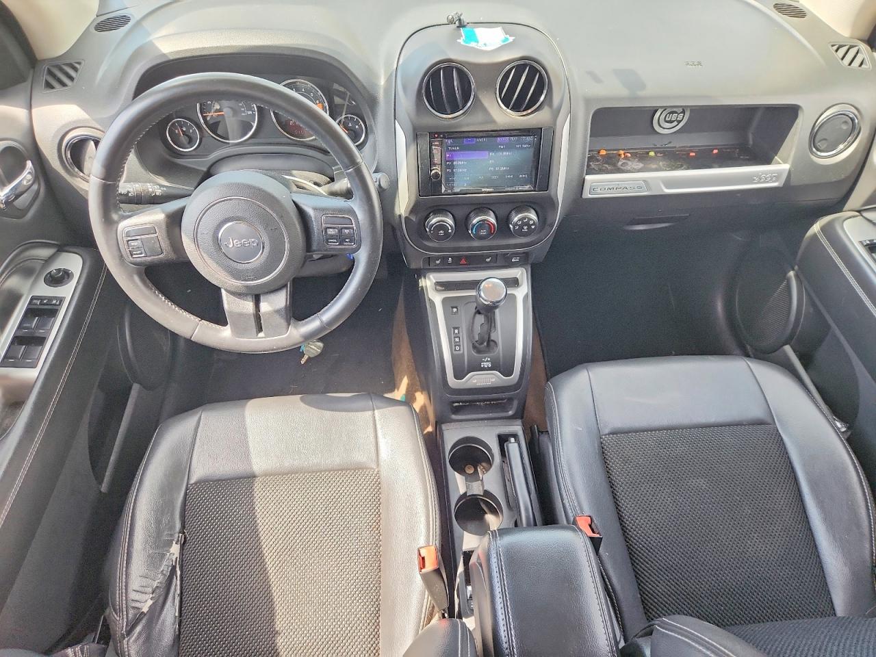 2014 Jeep Compass Latitude Серый vin: 1C4NJDEB7ED759877
