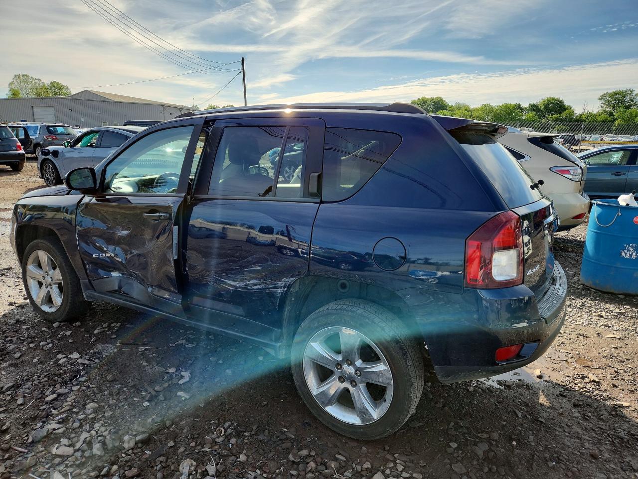 2014 Jeep Compass Latitude Blue vin: 1C4NJDEB7ED886385