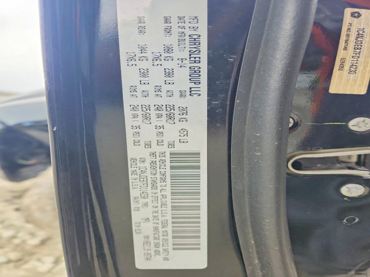 2015 Jeep Compass Latitude Черный vin: 1C4NJDEB7FD114230