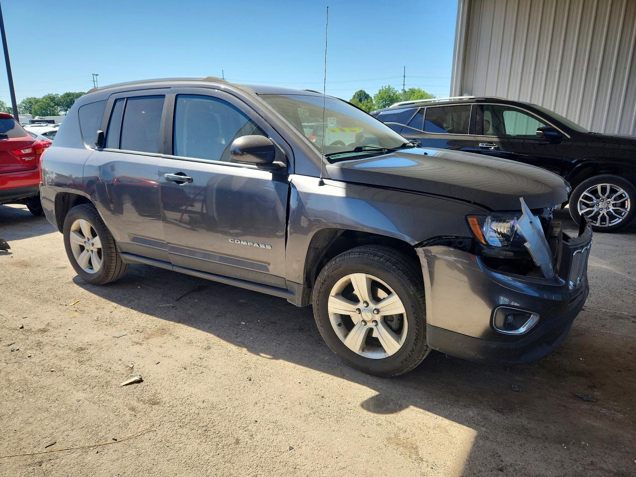 2015 Jeep Compass Latitude Серый vin: 1C4NJDEB7FD245996