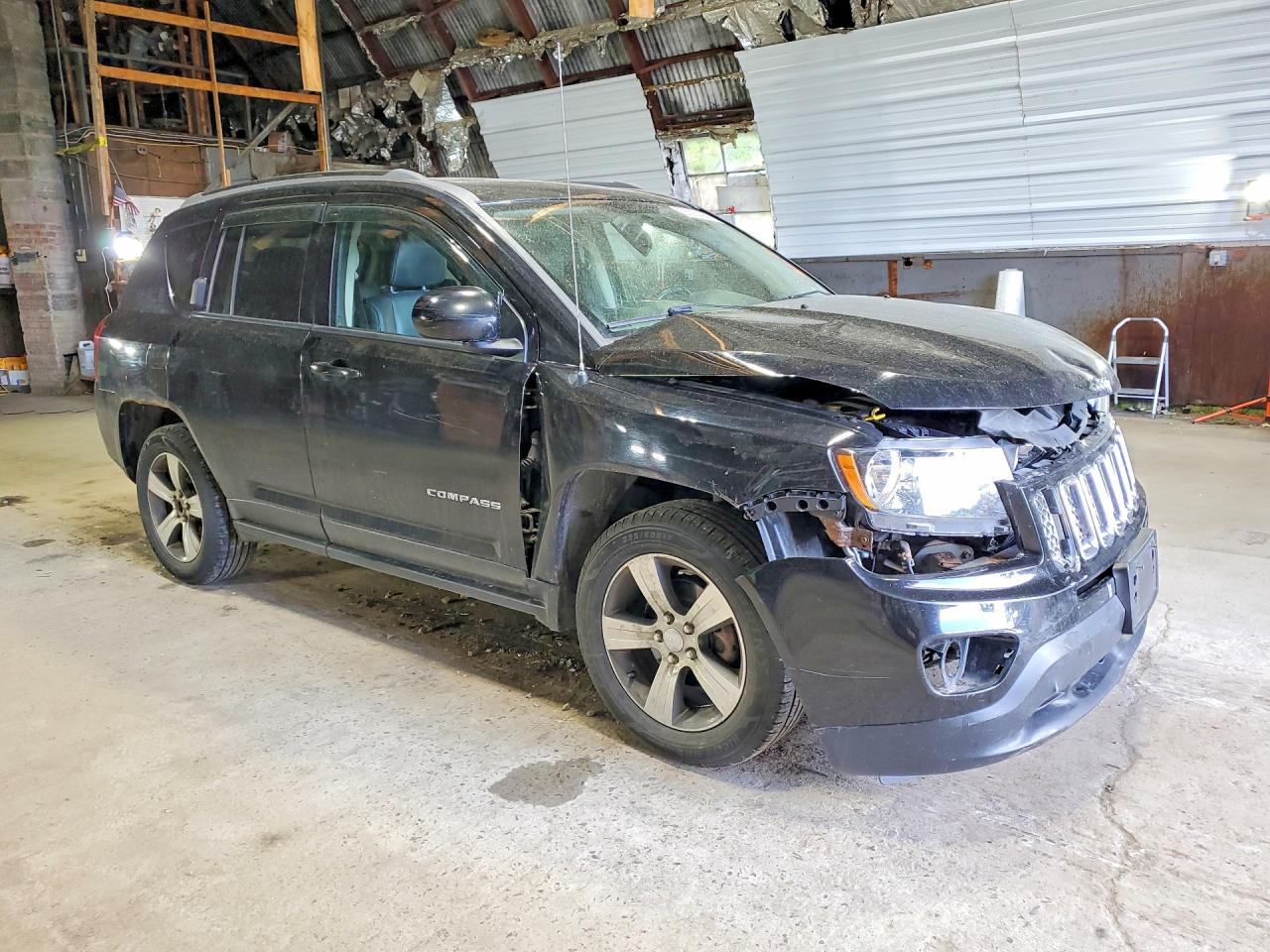 2016 Jeep Compass Latitude Black vin: 1C4NJDEB7GD793370