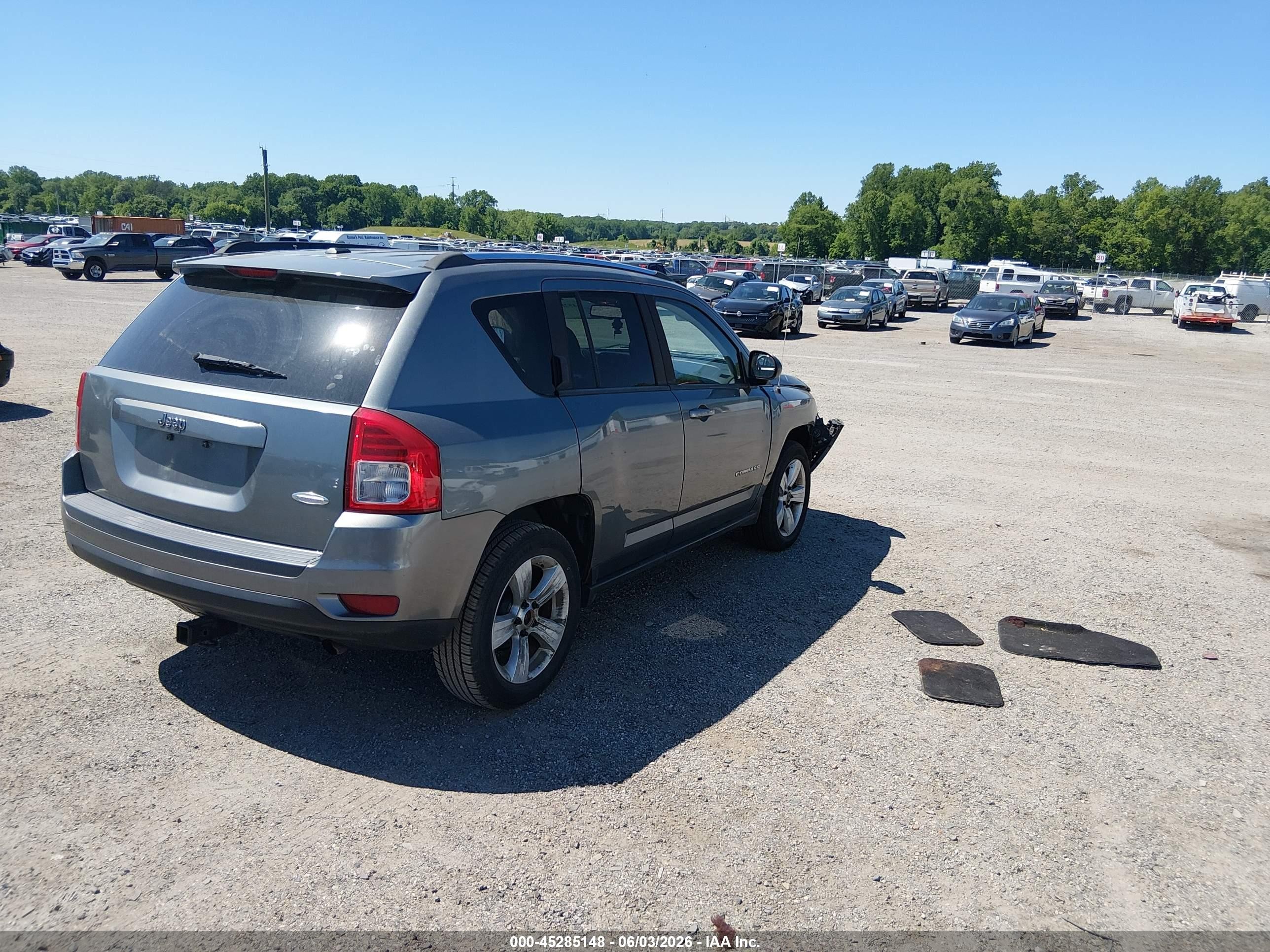 2012 Jeep Compass Latitude Серый vin: 1C4NJDEB8CD608852