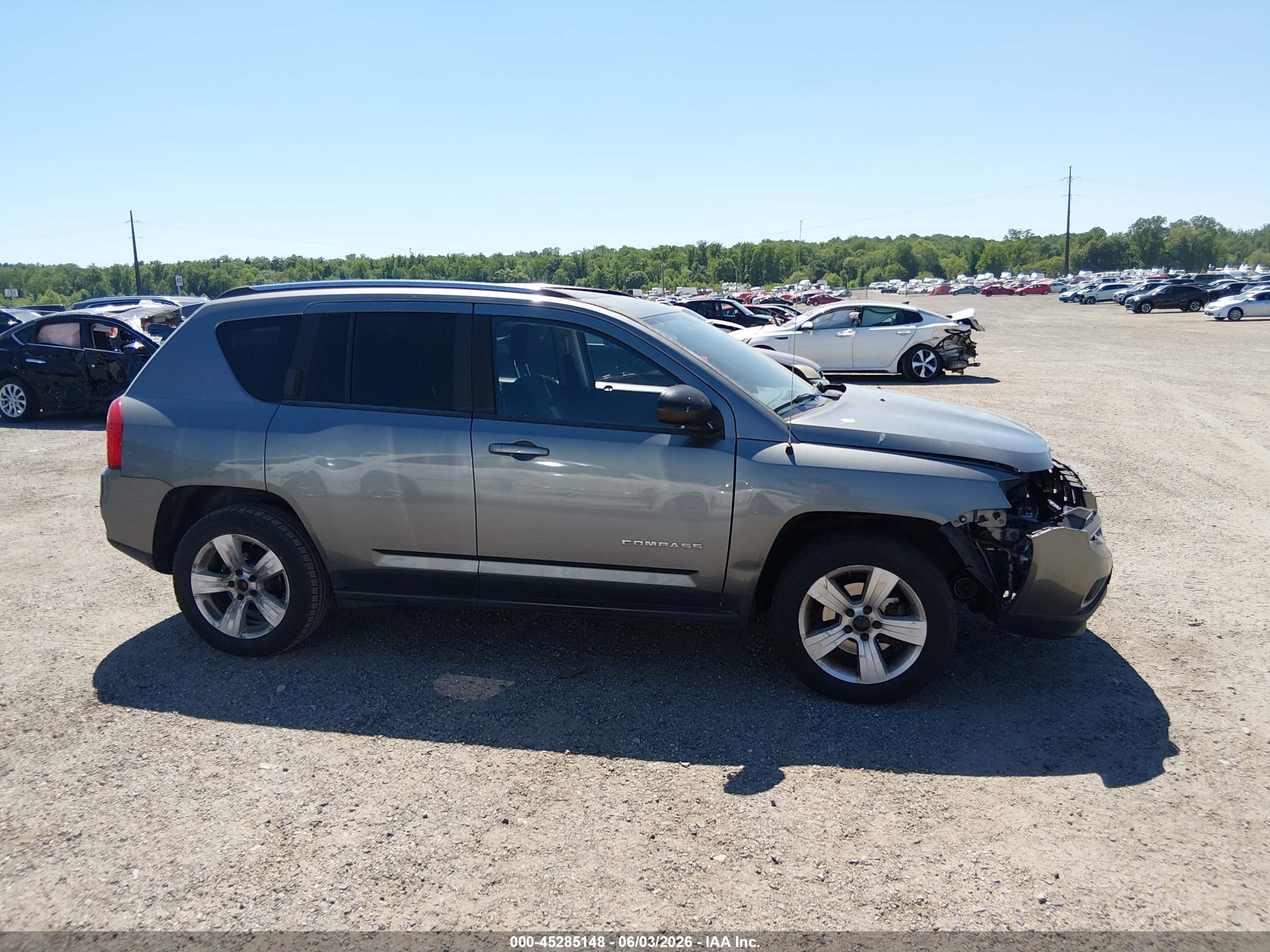 2012 Jeep Compass Latitude Серый vin: 1C4NJDEB8CD608852