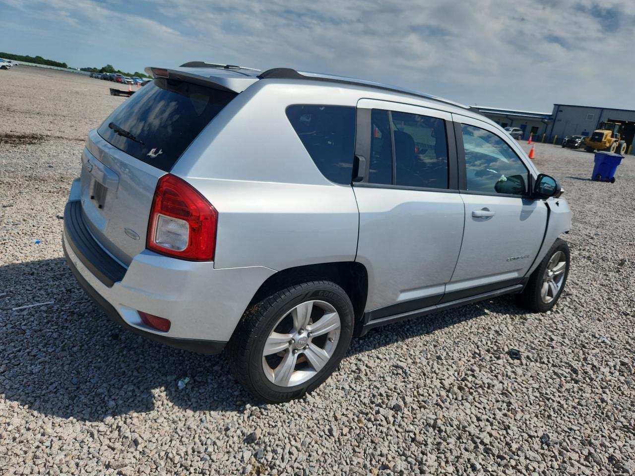 2012 Jeep Compass Latitude Silver vin: 1C4NJDEB8CD613520