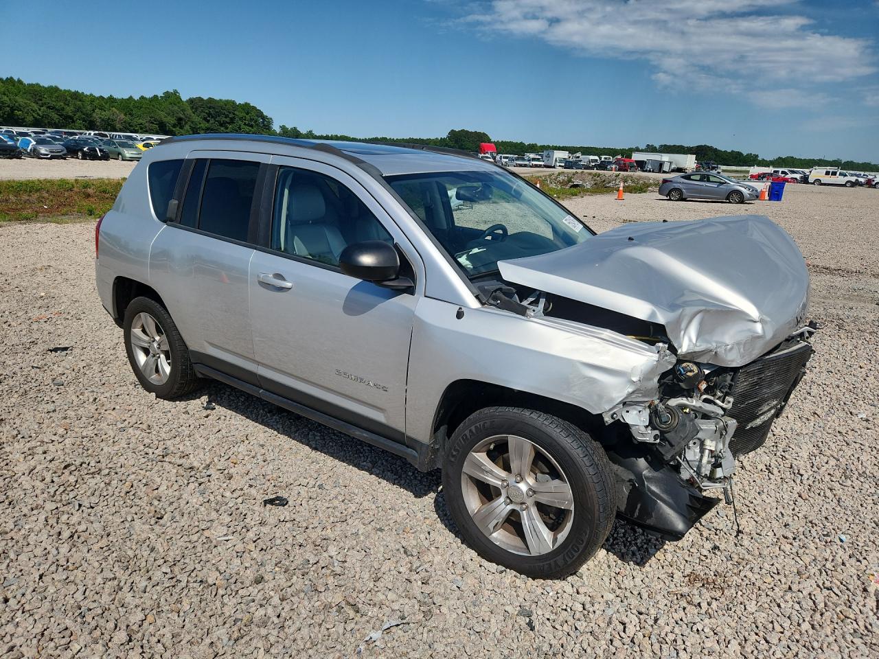 2012 Jeep Compass Latitude Silver vin: 1C4NJDEB8CD613520